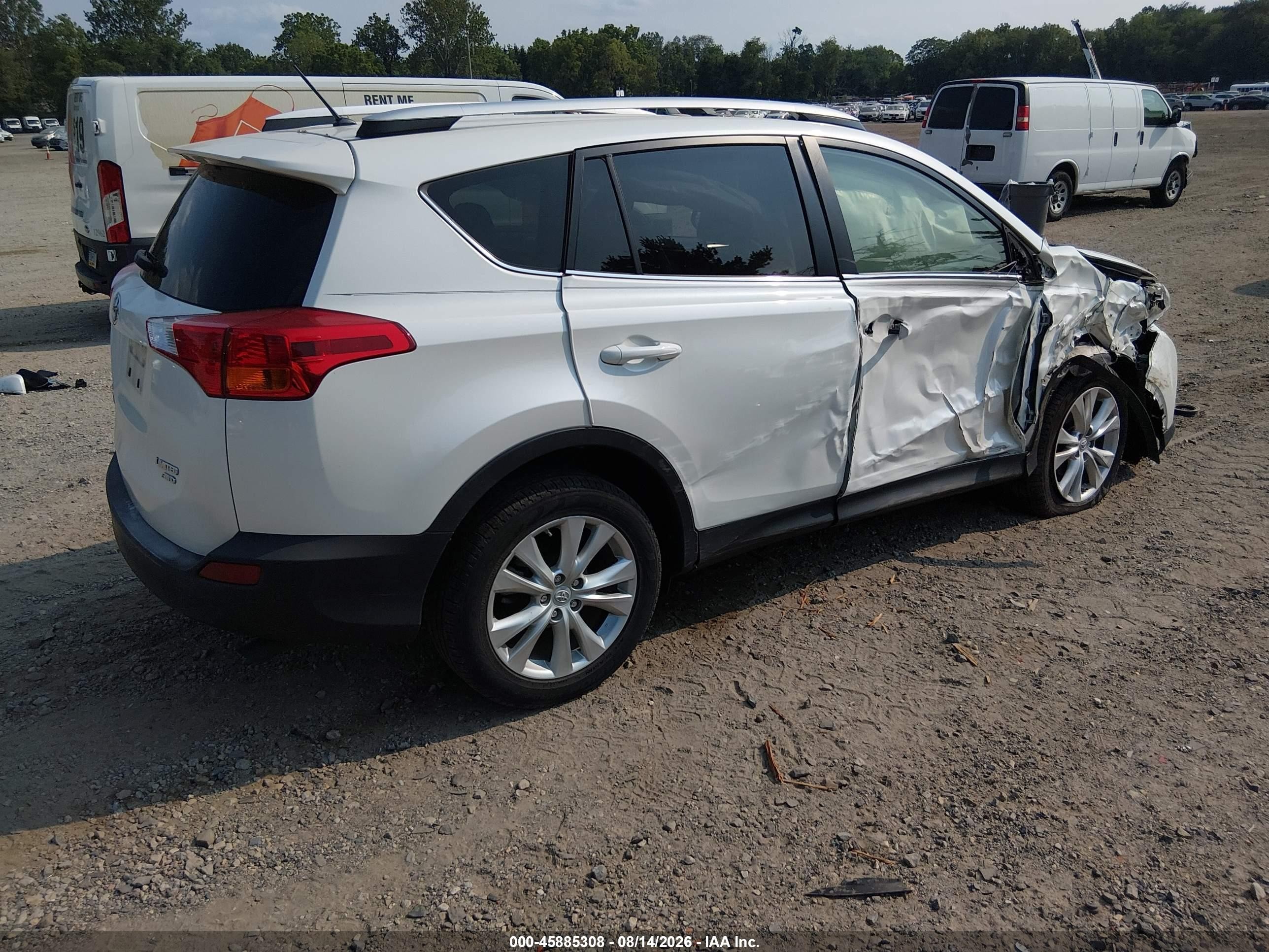 2013 Toyota Rav4 Limited White vin: JTMDFREV5D5017992