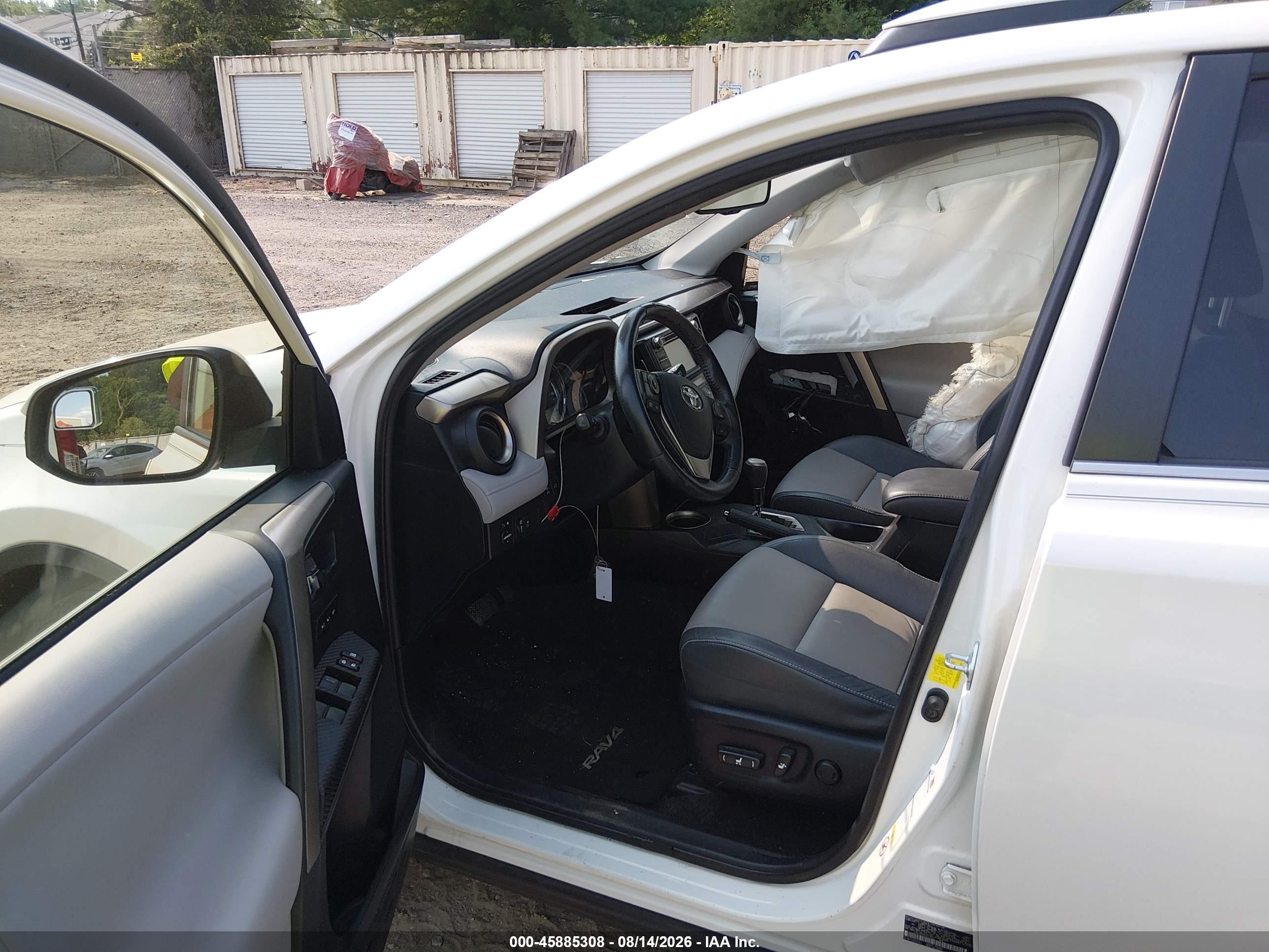 2013 Toyota Rav4 Limited White vin: JTMDFREV5D5017992