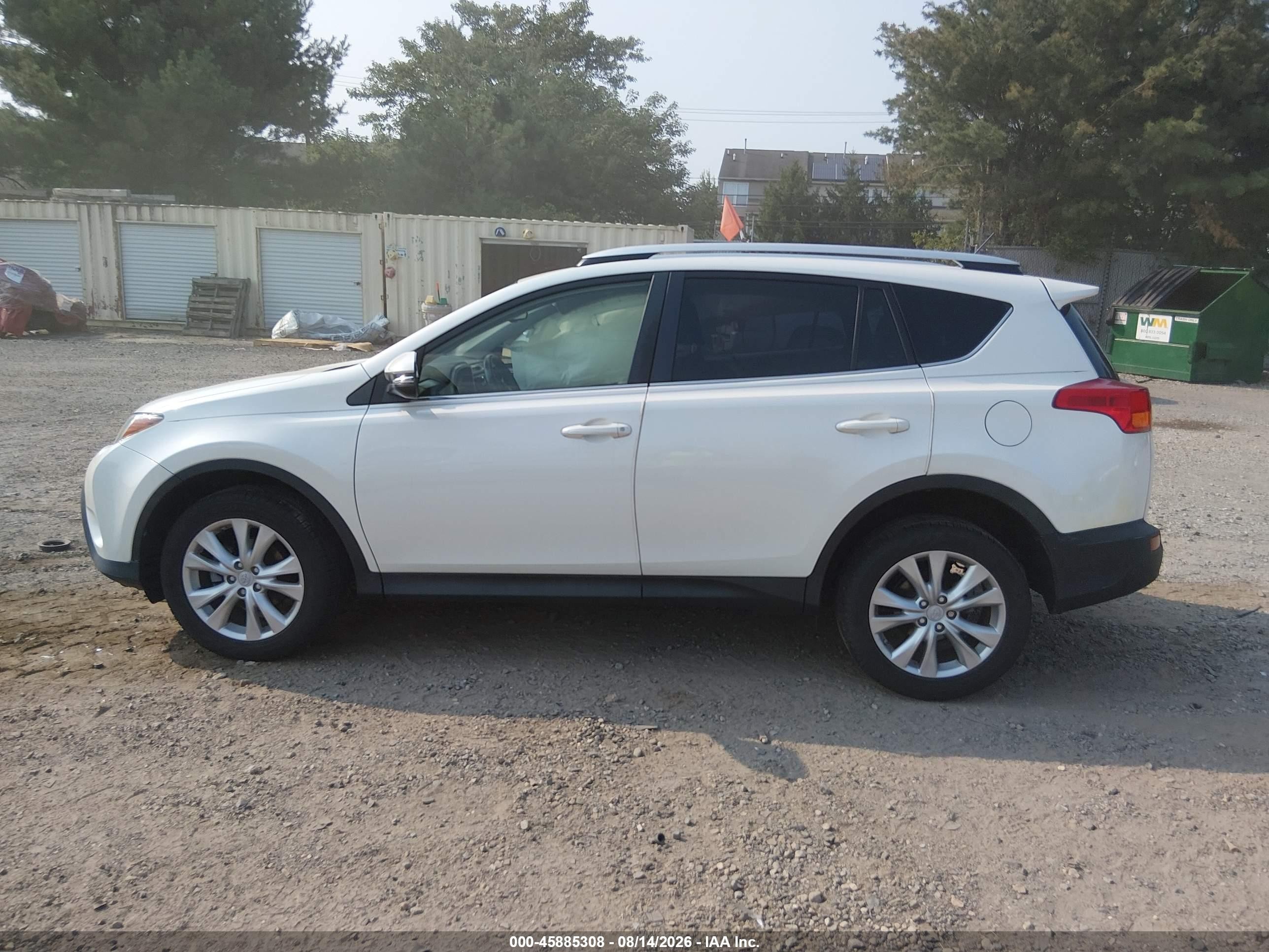 2013 Toyota Rav4 Limited White vin: JTMDFREV5D5017992