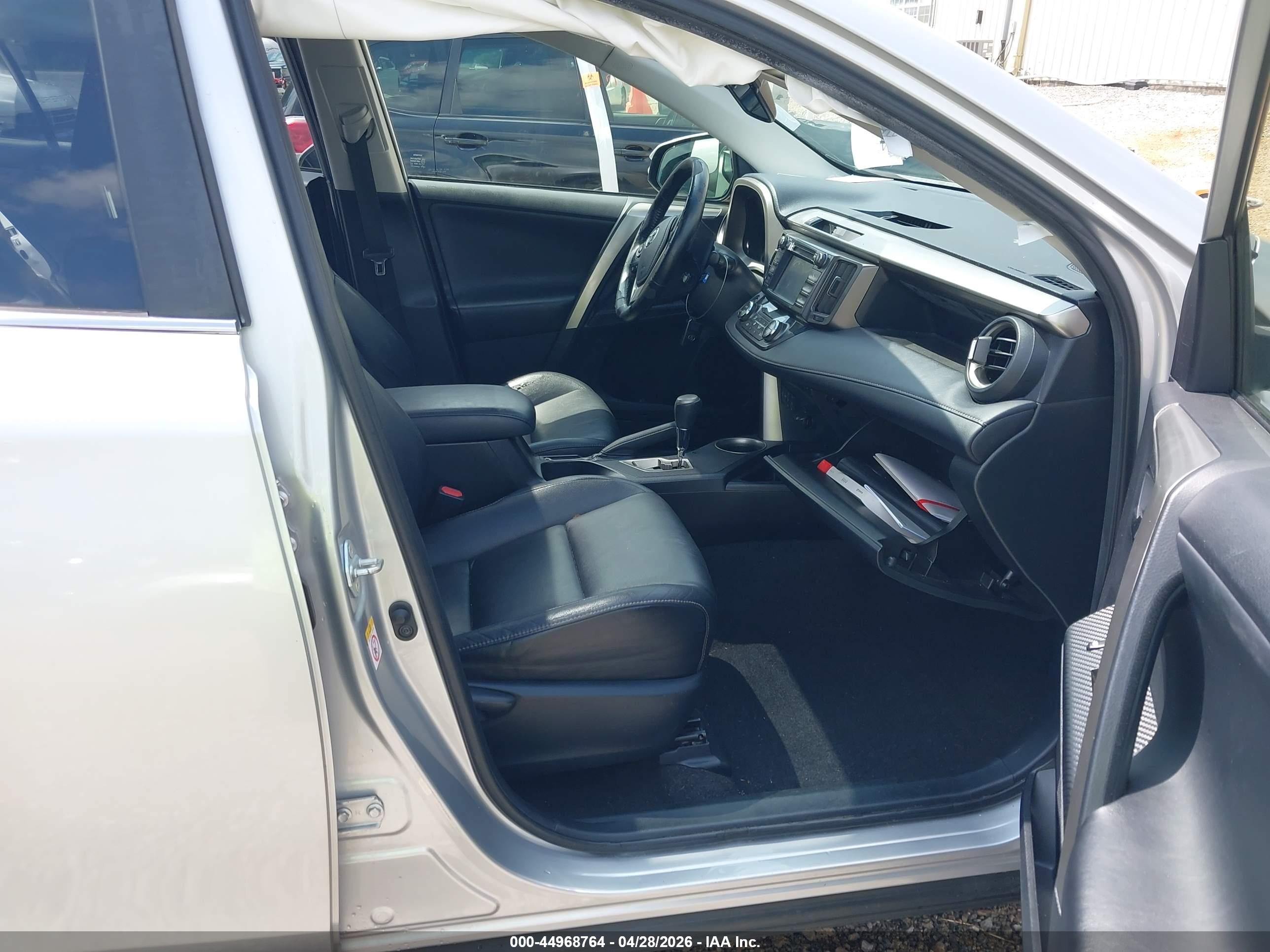 2013 Toyota Rav4 Limited Серебряный vin: JTMDFREV5D5020018