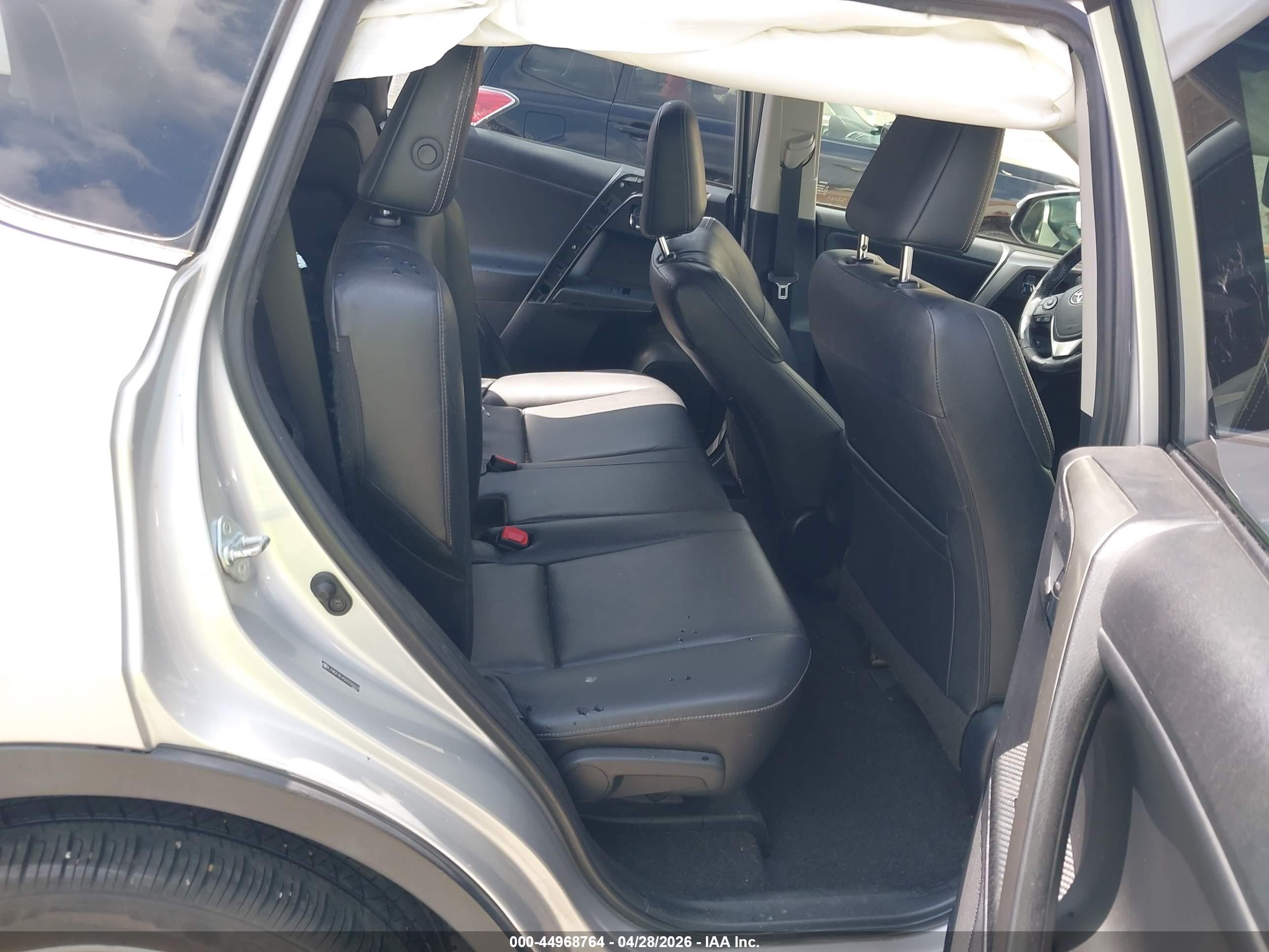 2013 Toyota Rav4 Limited Серебряный vin: JTMDFREV5D5020018