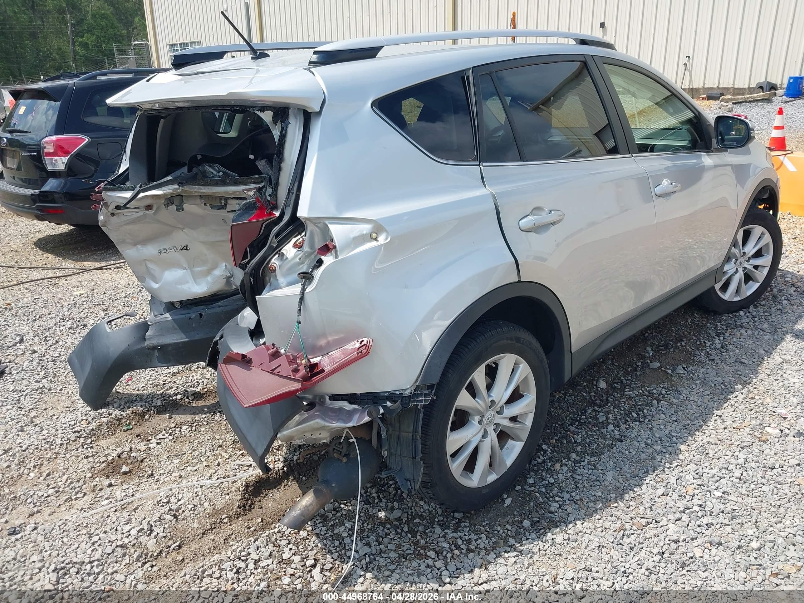 2013 Toyota Rav4 Limited Серебряный vin: JTMDFREV5D5020018