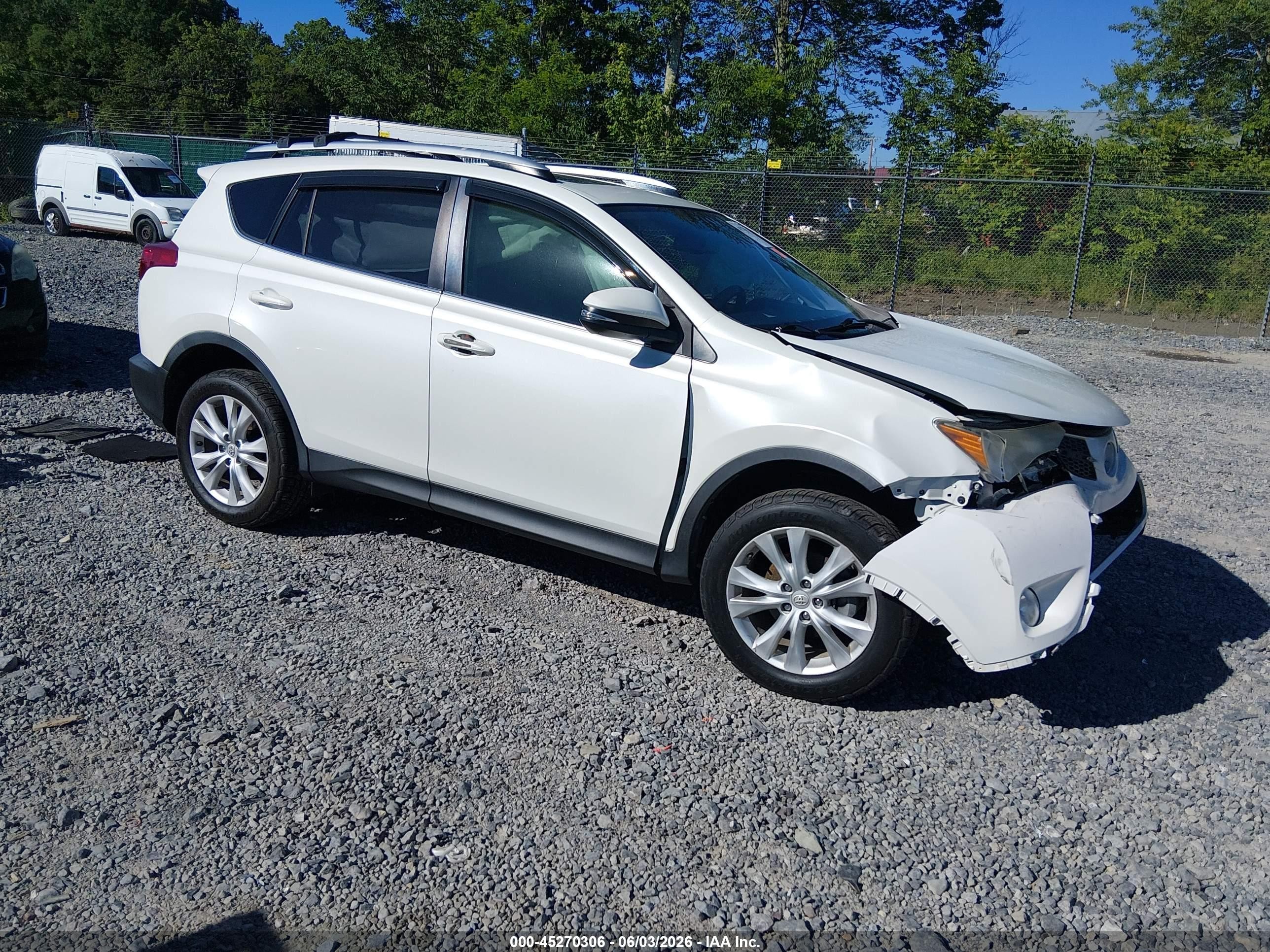2013 Toyota Rav4 Limited White vin: JTMDFREV5DD024124