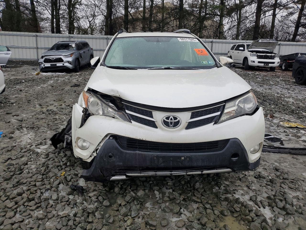2014 Toyota Rav4 Limited White vin: JTMDFREV5ED050501