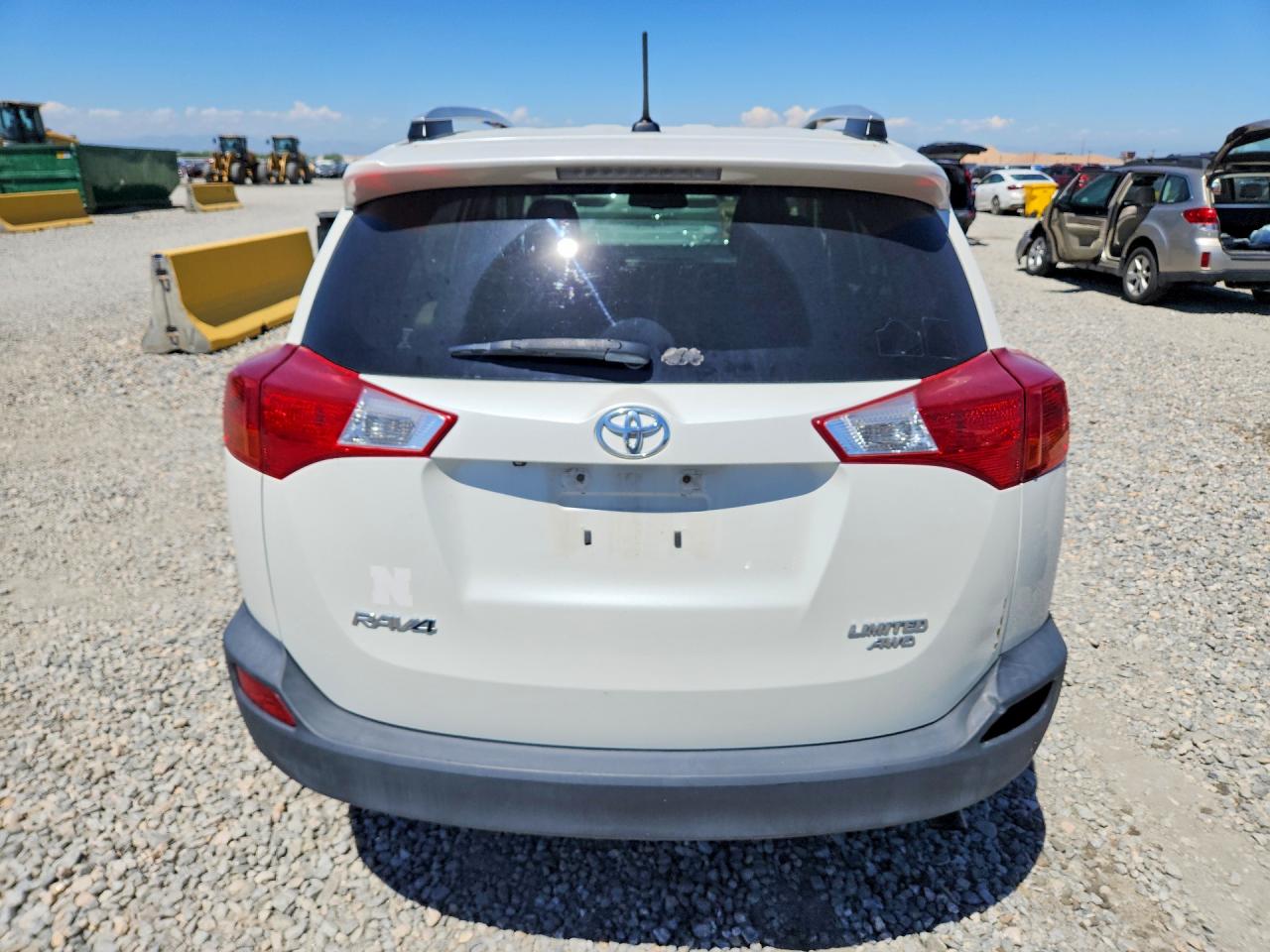 2014 Toyota Rav4 Limited White vin: JTMDFREV5ED094787