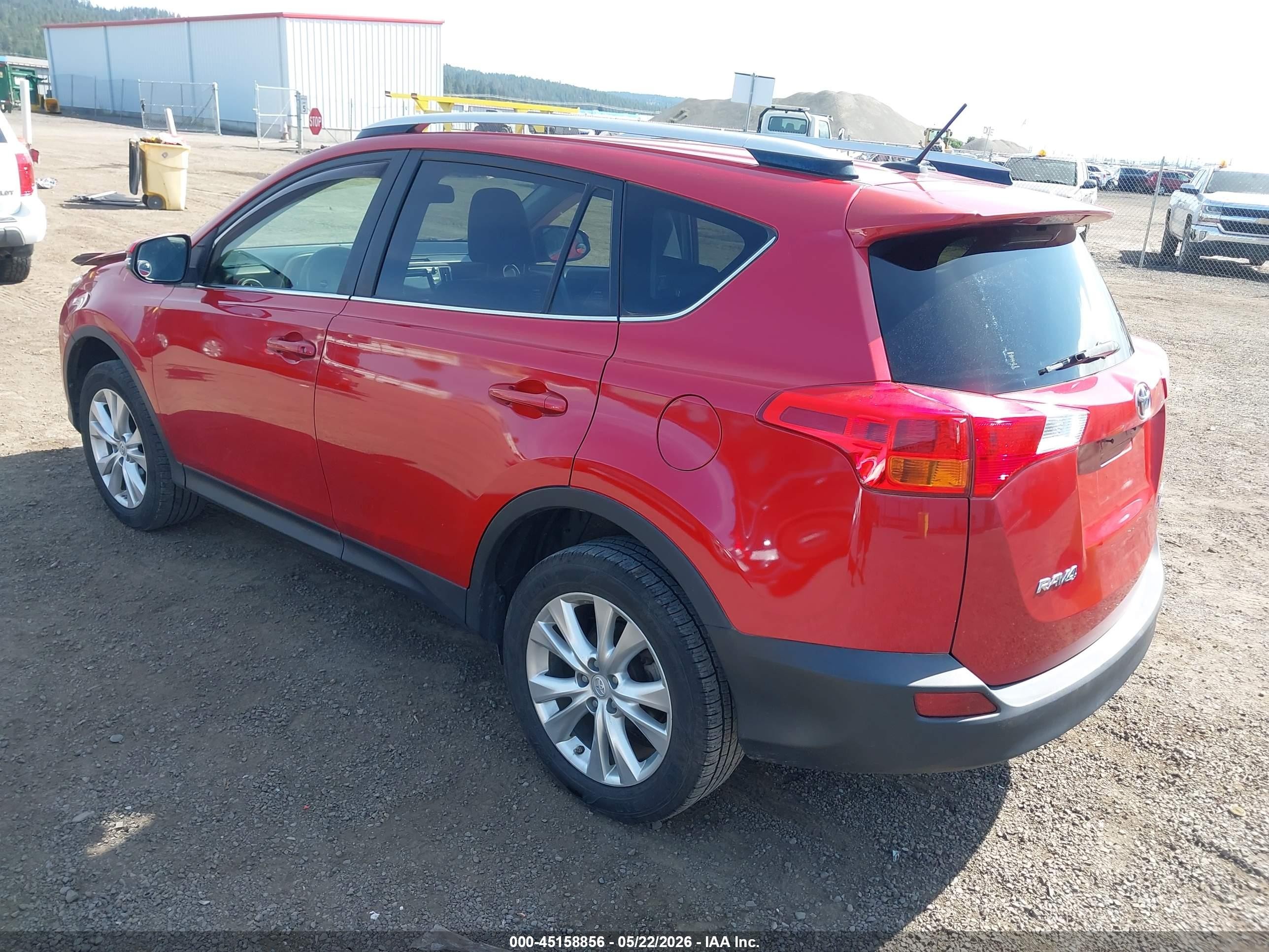 2015 Toyota Rav4 Limited Red vin: JTMDFREV5FD144038