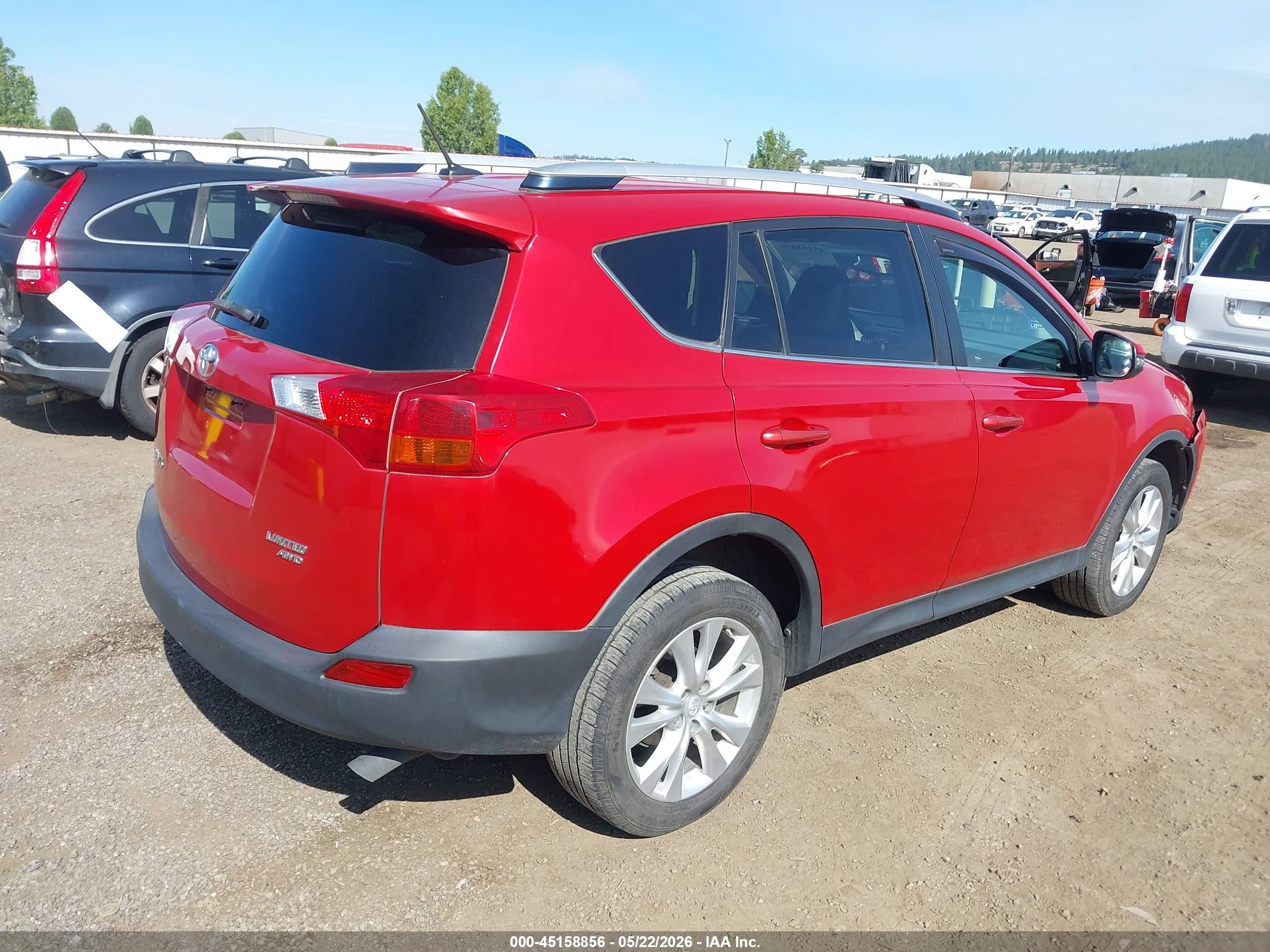 2015 Toyota Rav4 Limited Red vin: JTMDFREV5FD144038