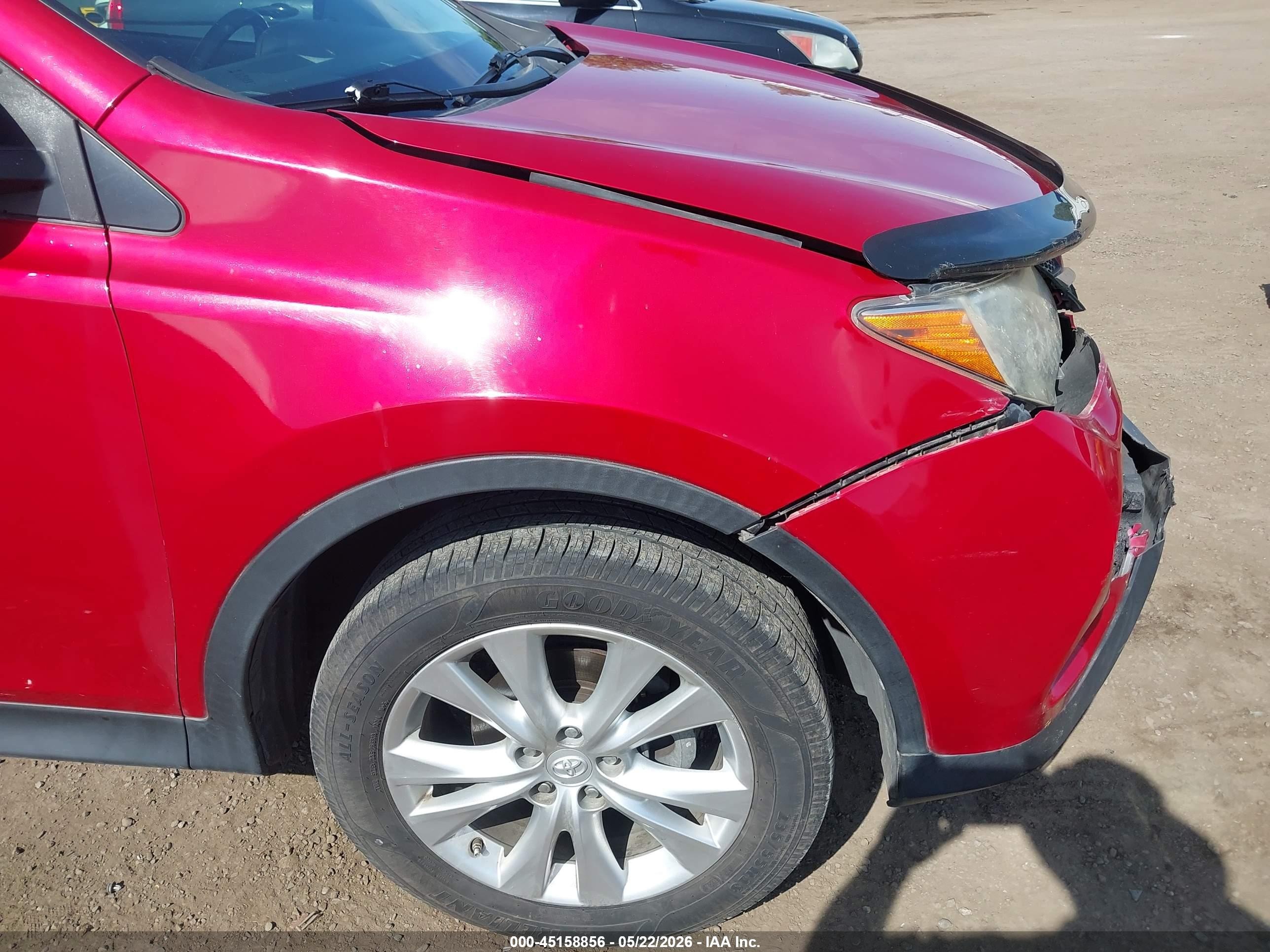 2015 Toyota Rav4 Limited Red vin: JTMDFREV5FD144038