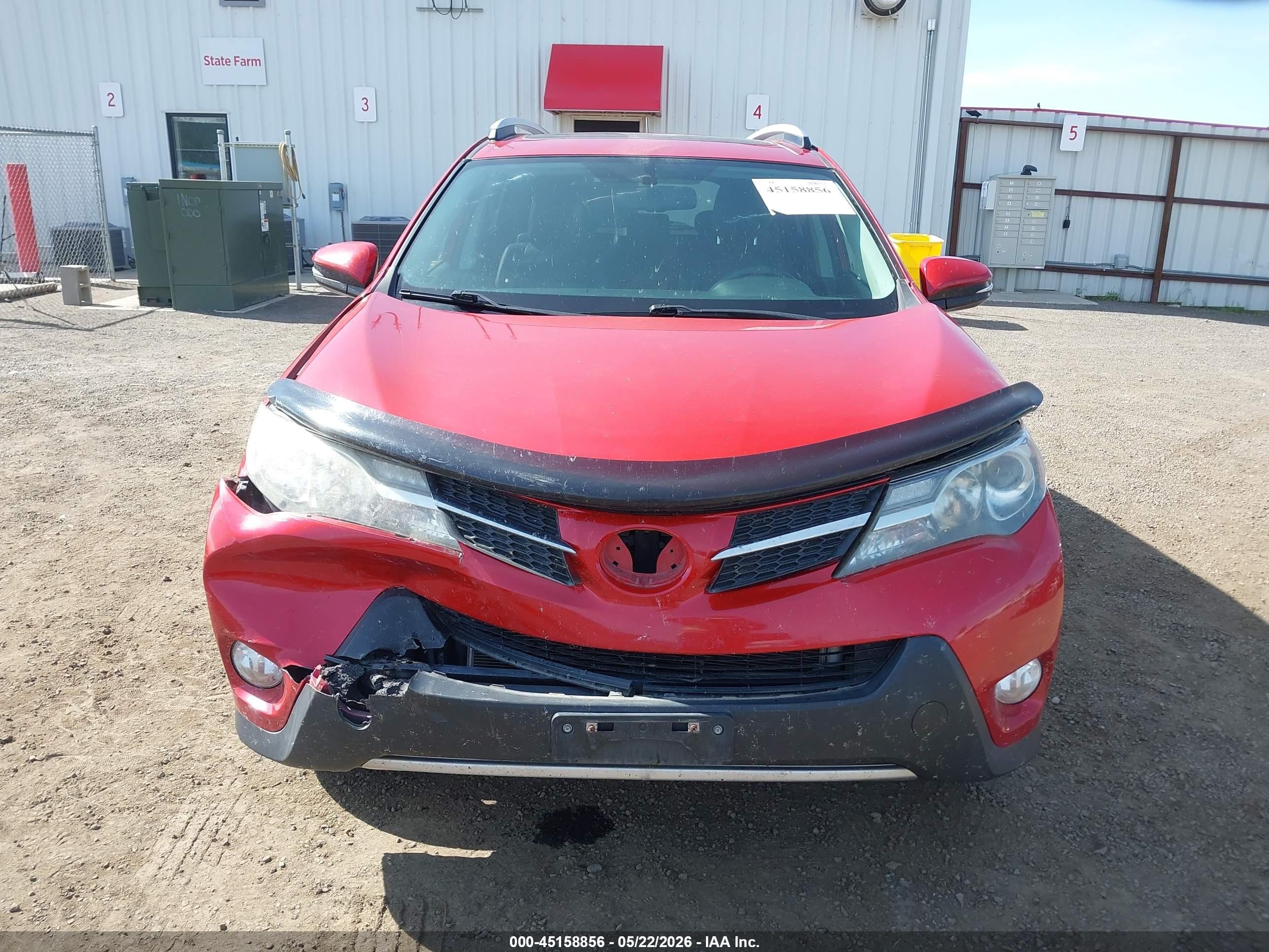 2015 Toyota Rav4 Limited Red vin: JTMDFREV5FD144038
