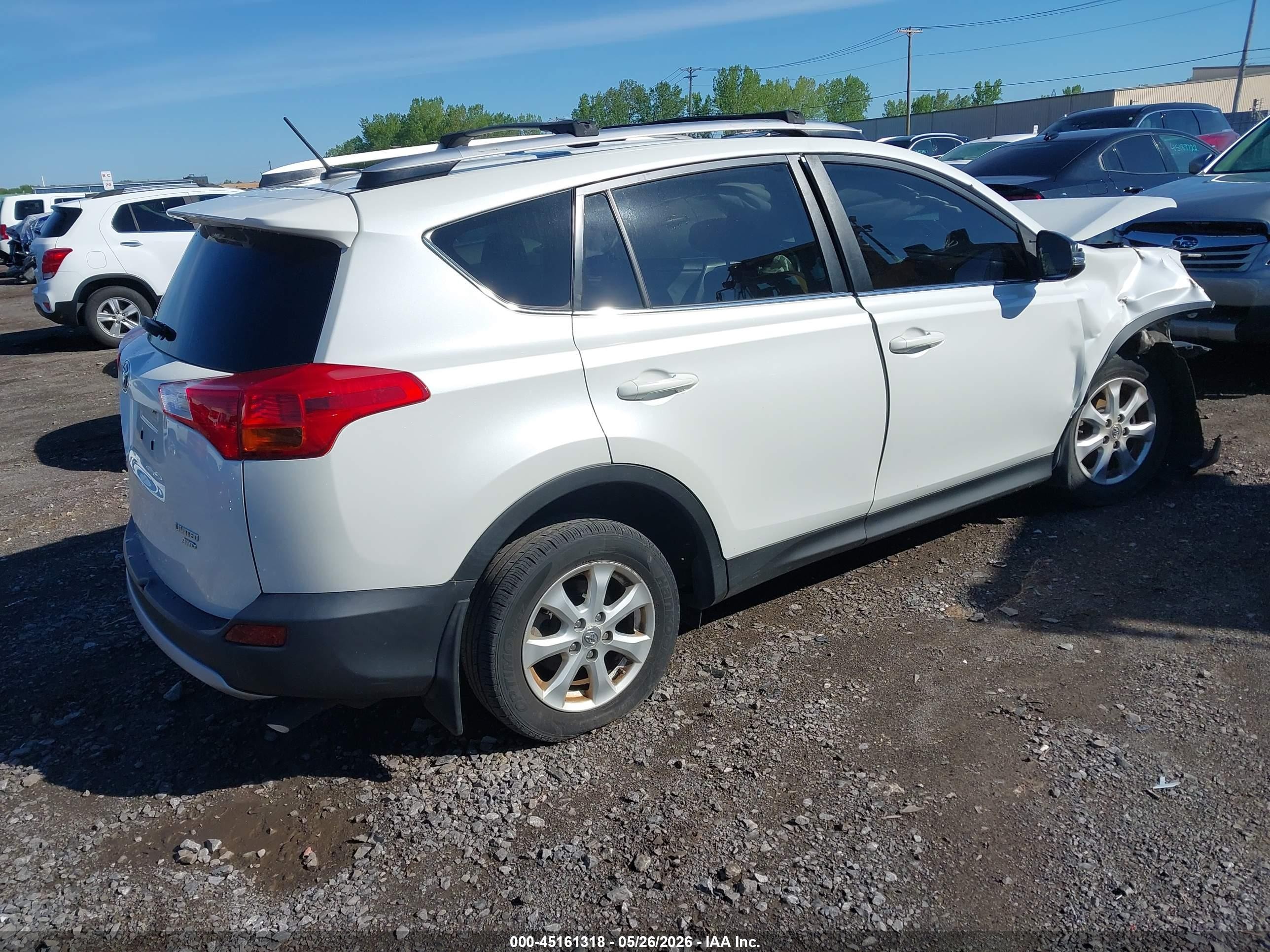 2015 Toyota Rav4 Limited White vin: JTMDFREV5FJ034639