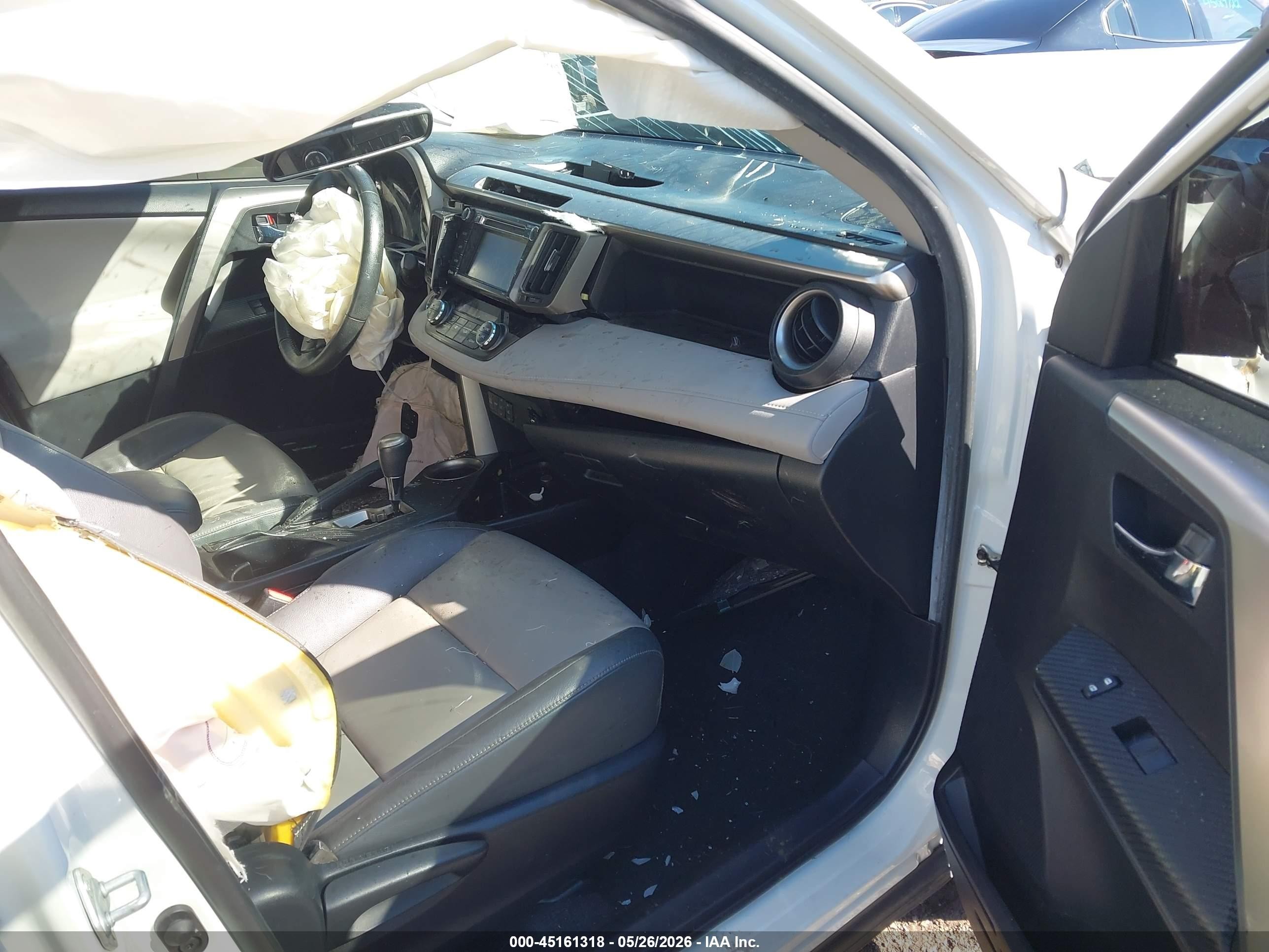 2015 Toyota Rav4 Limited White vin: JTMDFREV5FJ034639