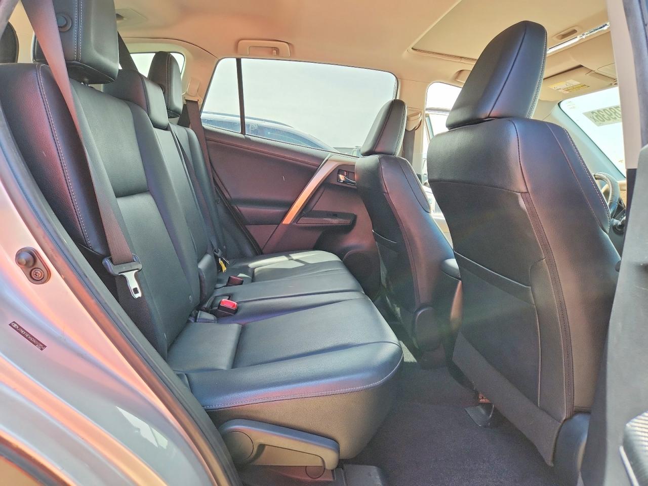2013 Toyota Rav4 Limited Серебряный vin: JTMDFREV6D5010954