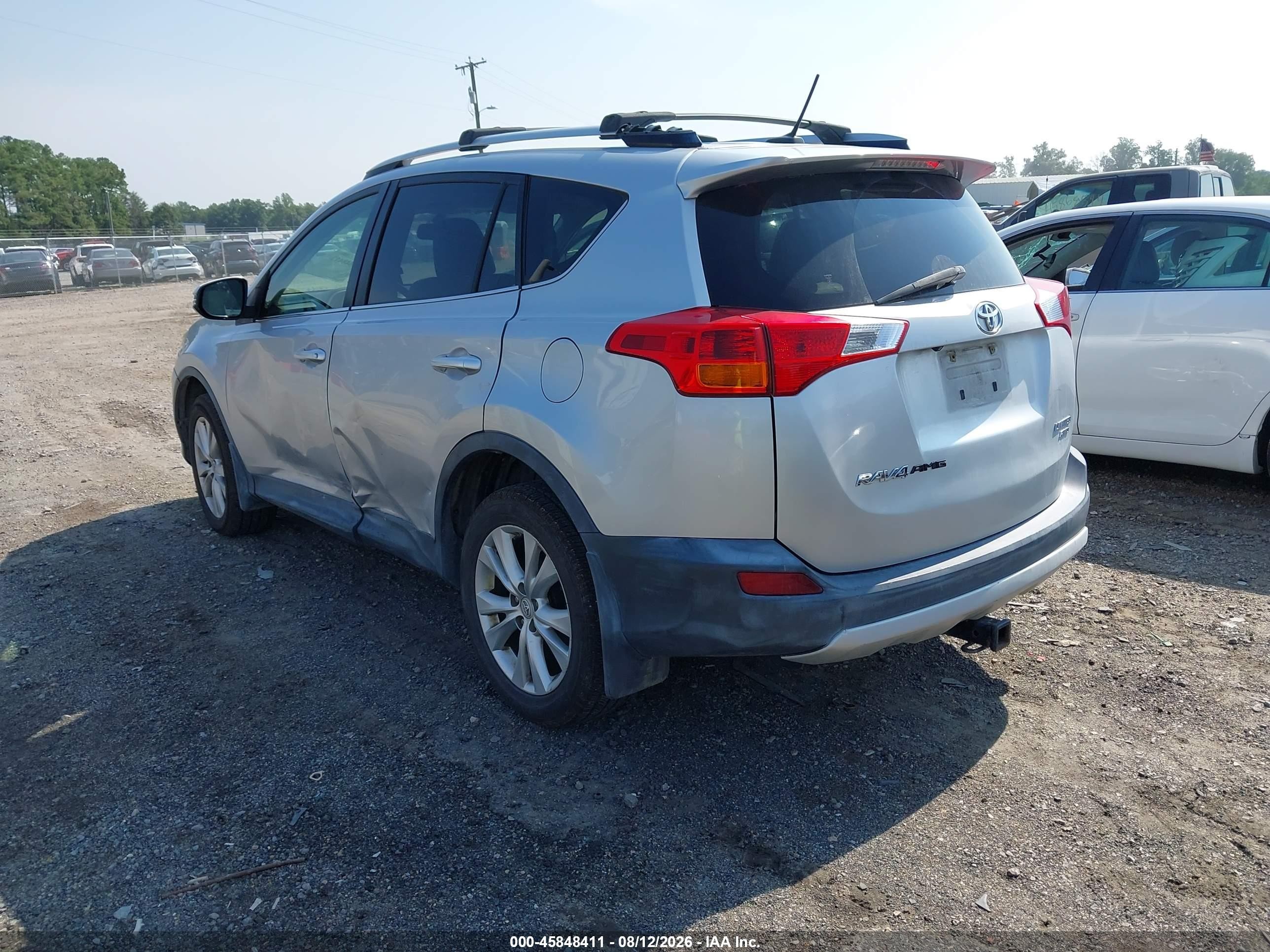 2015 Toyota Rav4 Limited Silver vin: JTMDFREV6FD138913