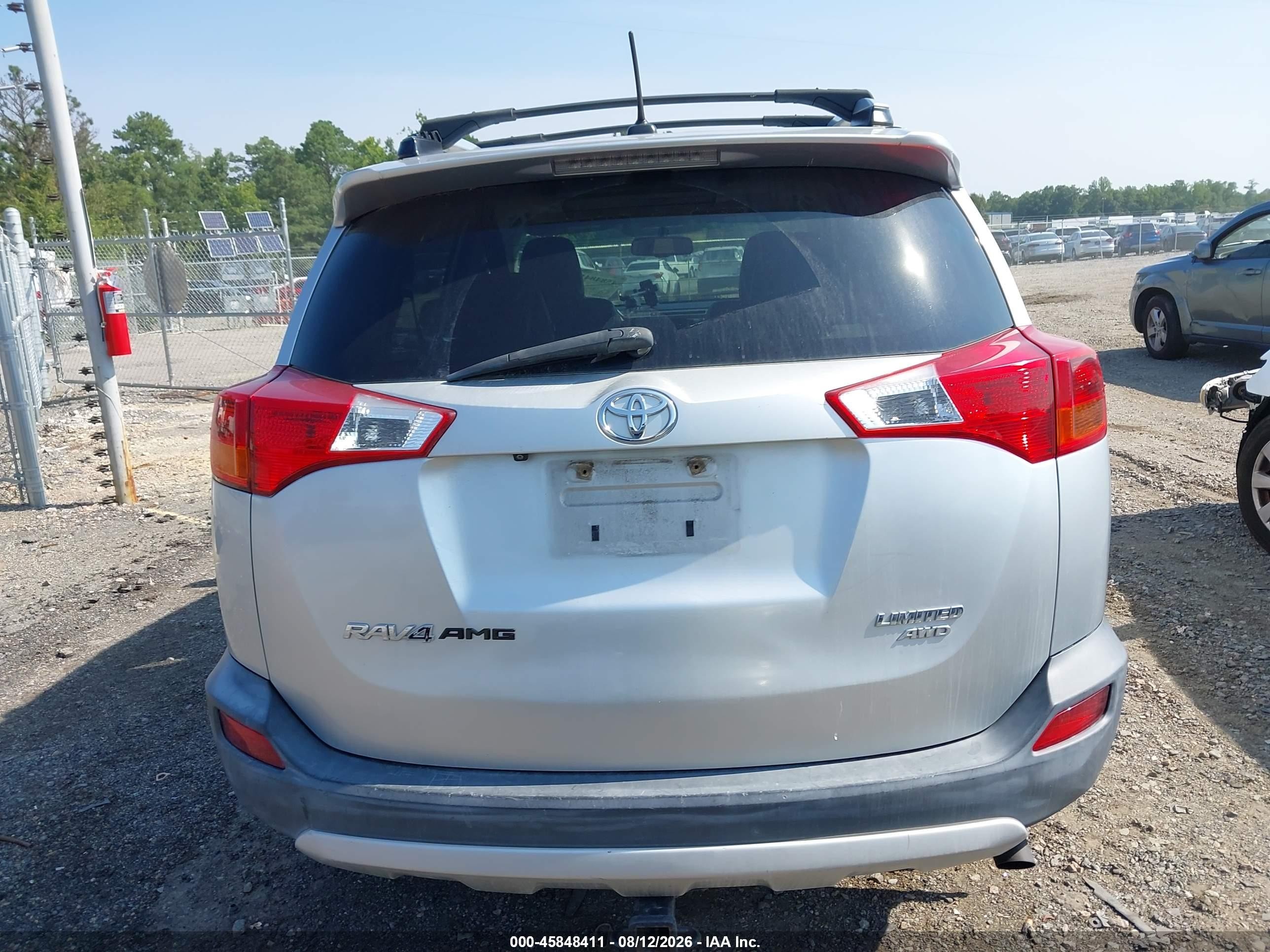 2015 Toyota Rav4 Limited Silver vin: JTMDFREV6FD138913