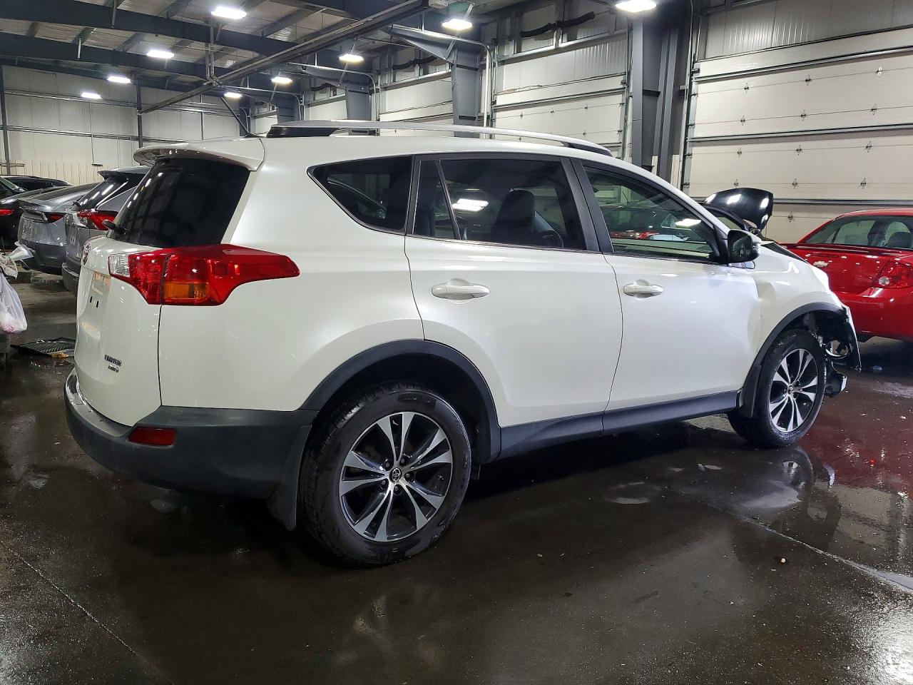 2015 Toyota Rav4 Limited Белый vin: JTMDFREV6FD161446