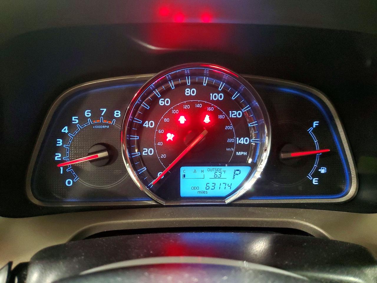 2015 Toyota Rav4 Limited Белый vin: JTMDFREV6FD161446
