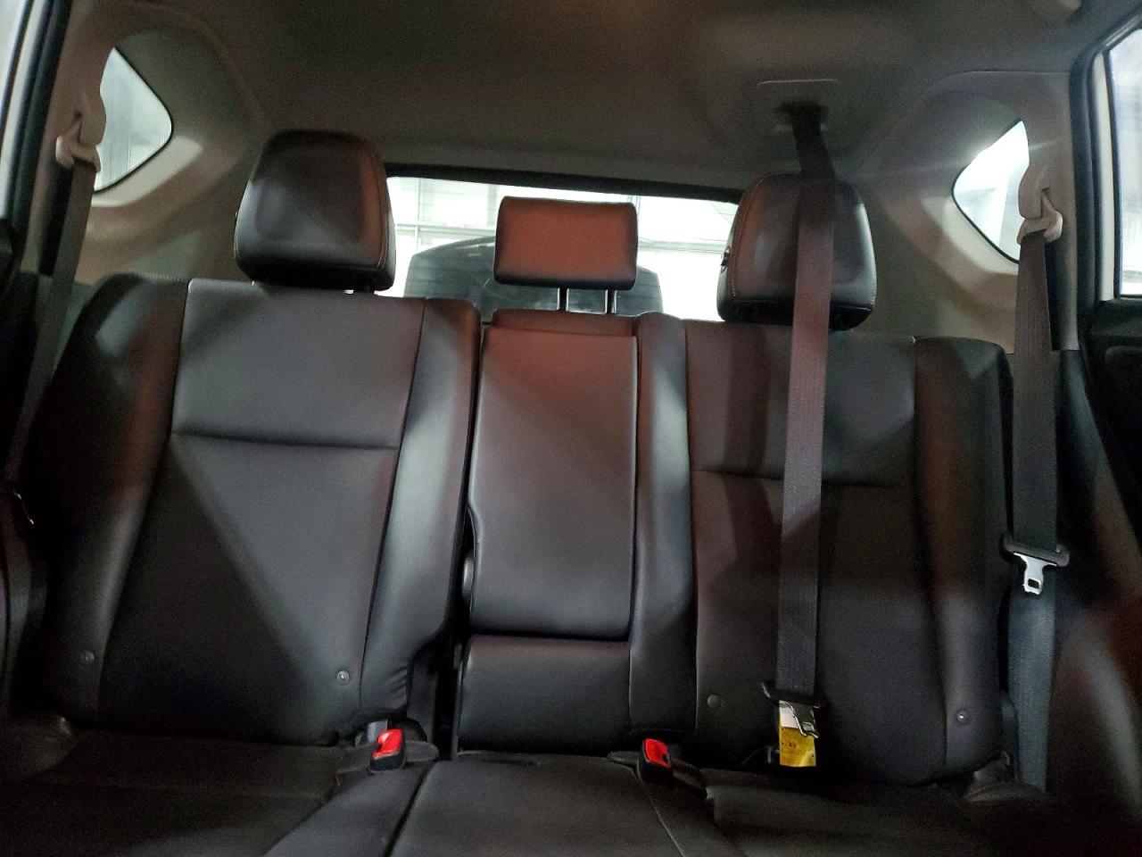 2015 Toyota Rav4 Limited Белый vin: JTMDFREV6FD161446