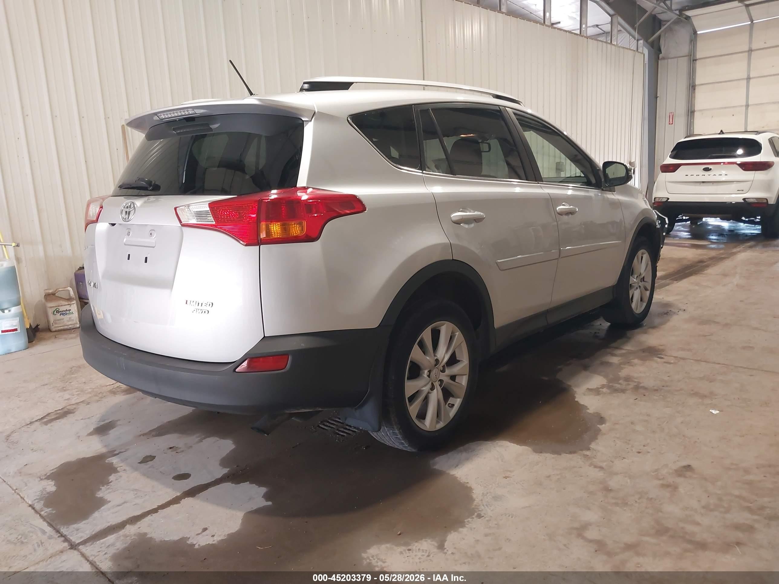 2013 Toyota Rav4 Limited Silver vin: JTMDFREV8D5020546