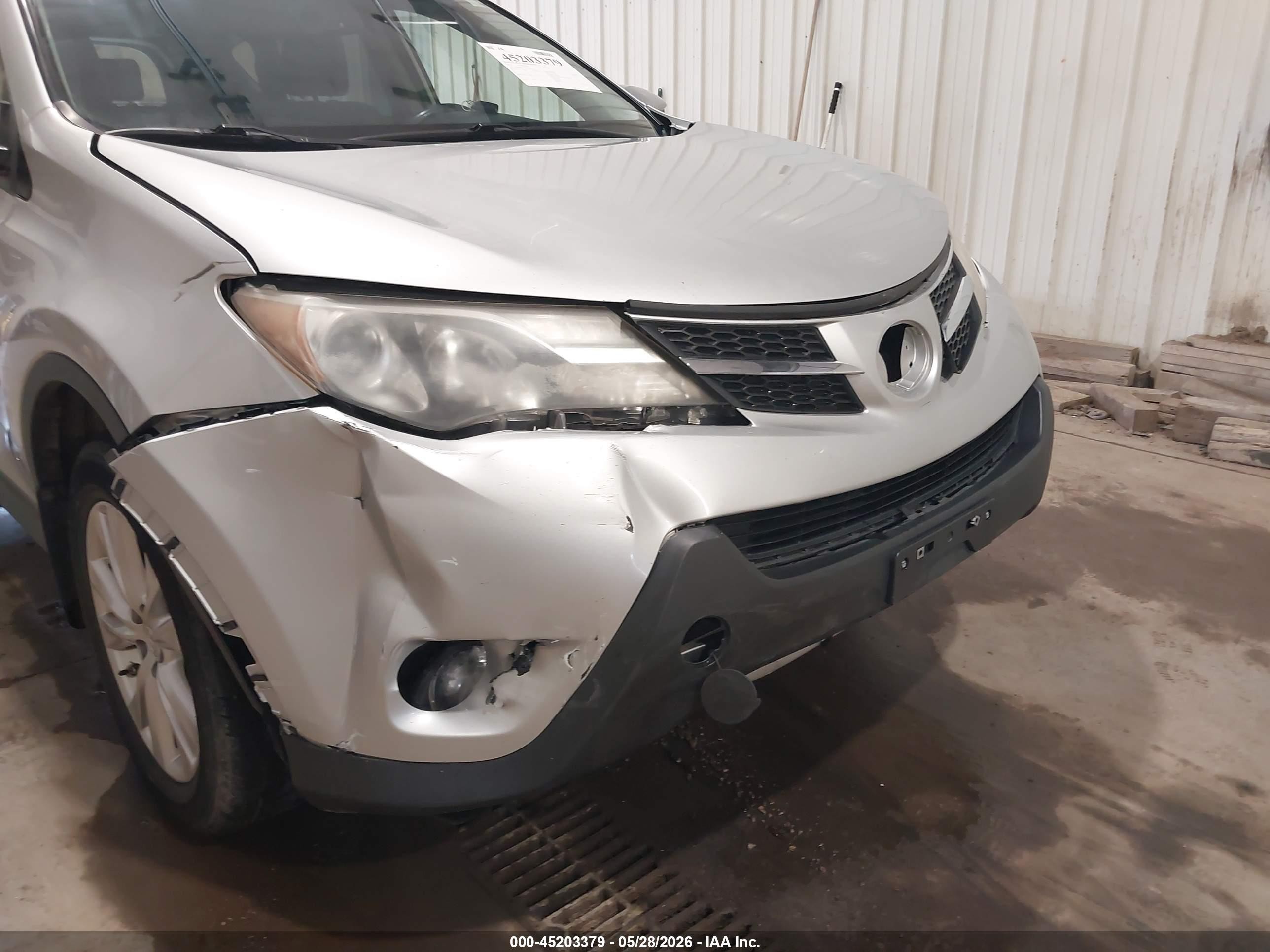 2013 Toyota Rav4 Limited Silver vin: JTMDFREV8D5020546