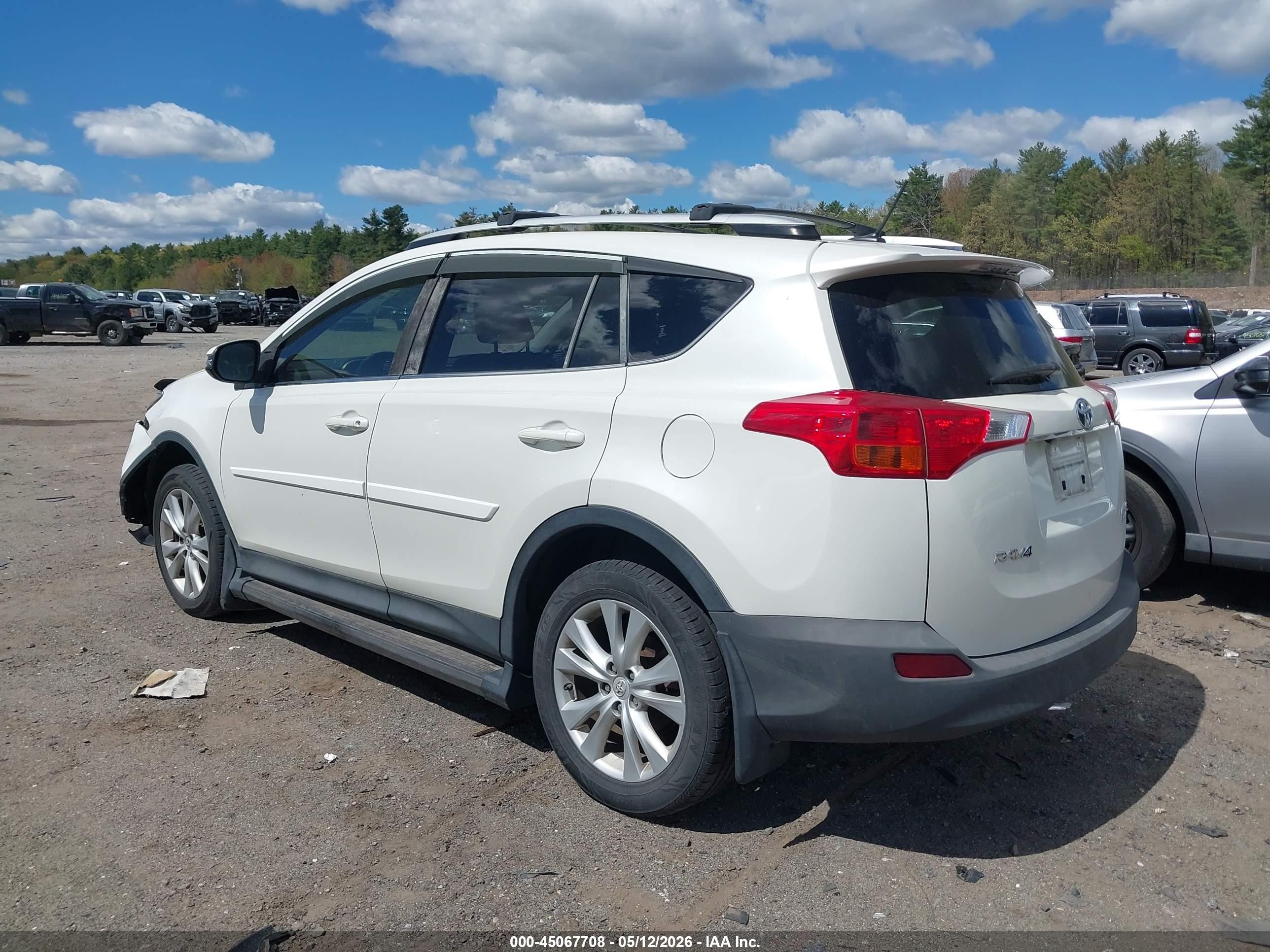 2014 Toyota Rav4 Limited White vin: JTMDFREV8ED049004
