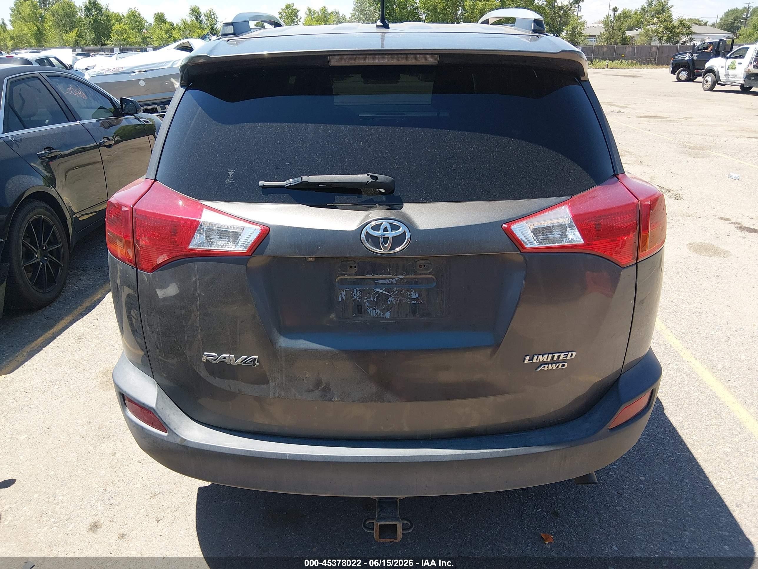 2013 Toyota Rav4 Limited Silver vin: JTMDFREV9D5002654