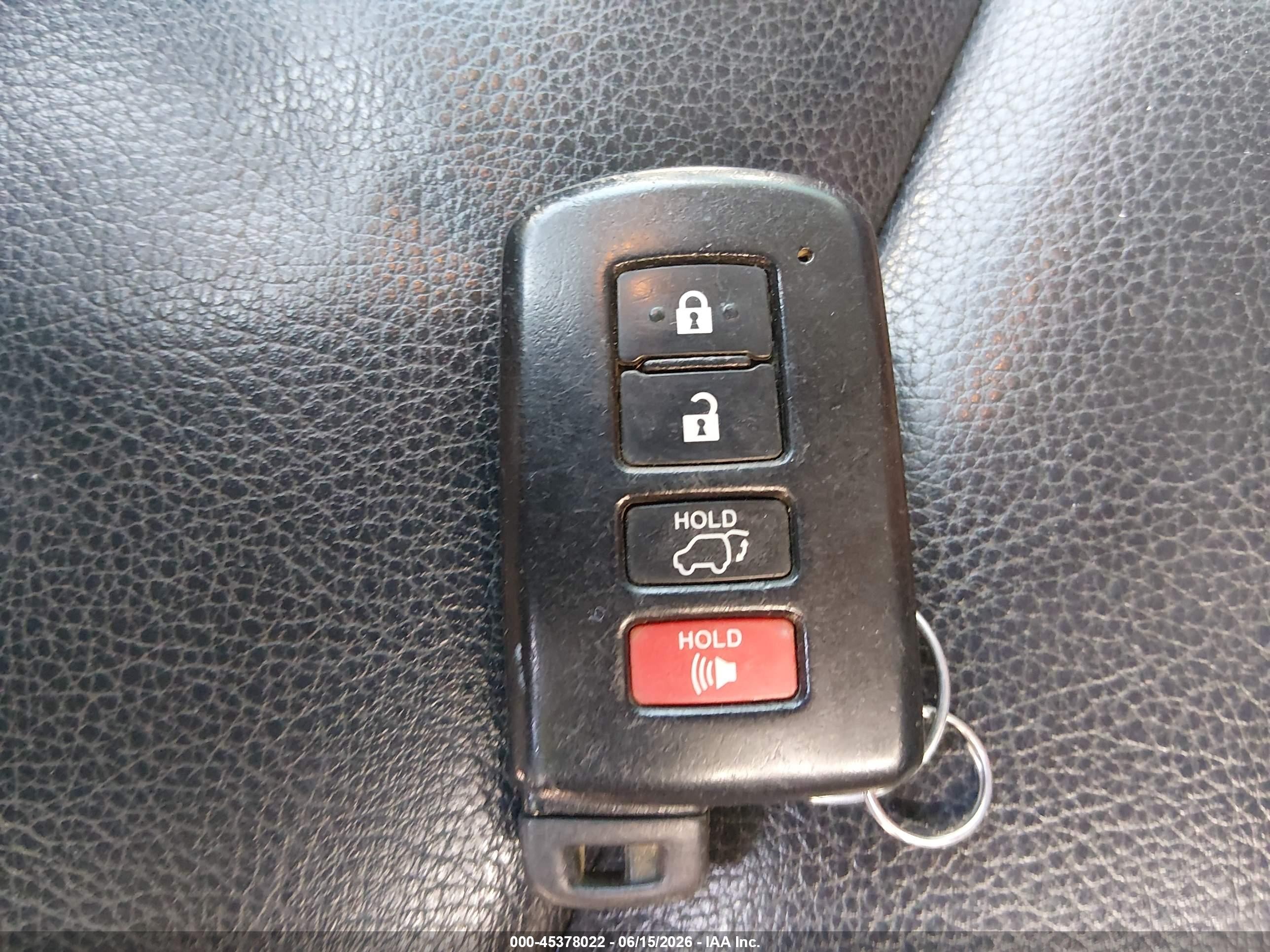 2013 Toyota Rav4 Limited Silver vin: JTMDFREV9D5002654