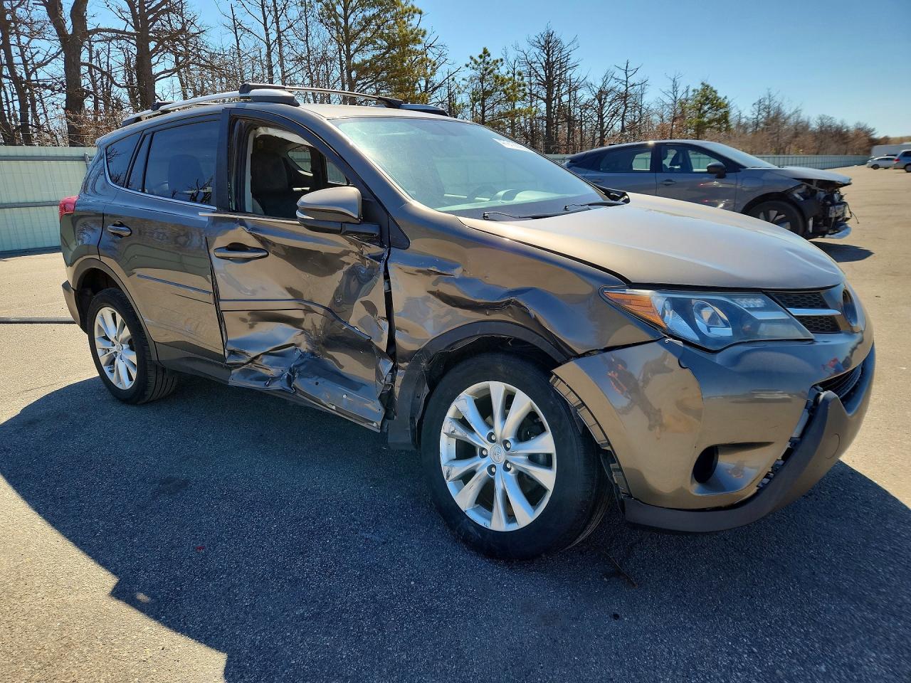 2015 Toyota Rav4 Limited Серый vin: JTMDFREV9FD151686