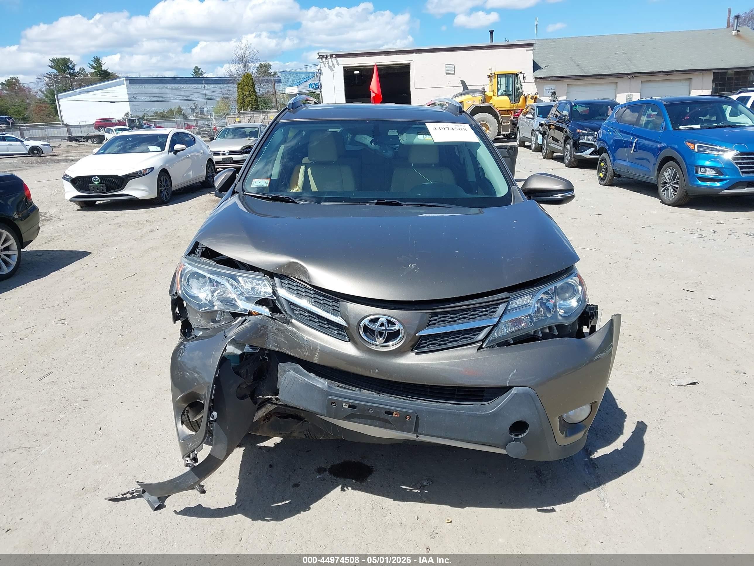 2015 Toyota Rav4 Limited Brown vin: JTMDFREV9FD172280