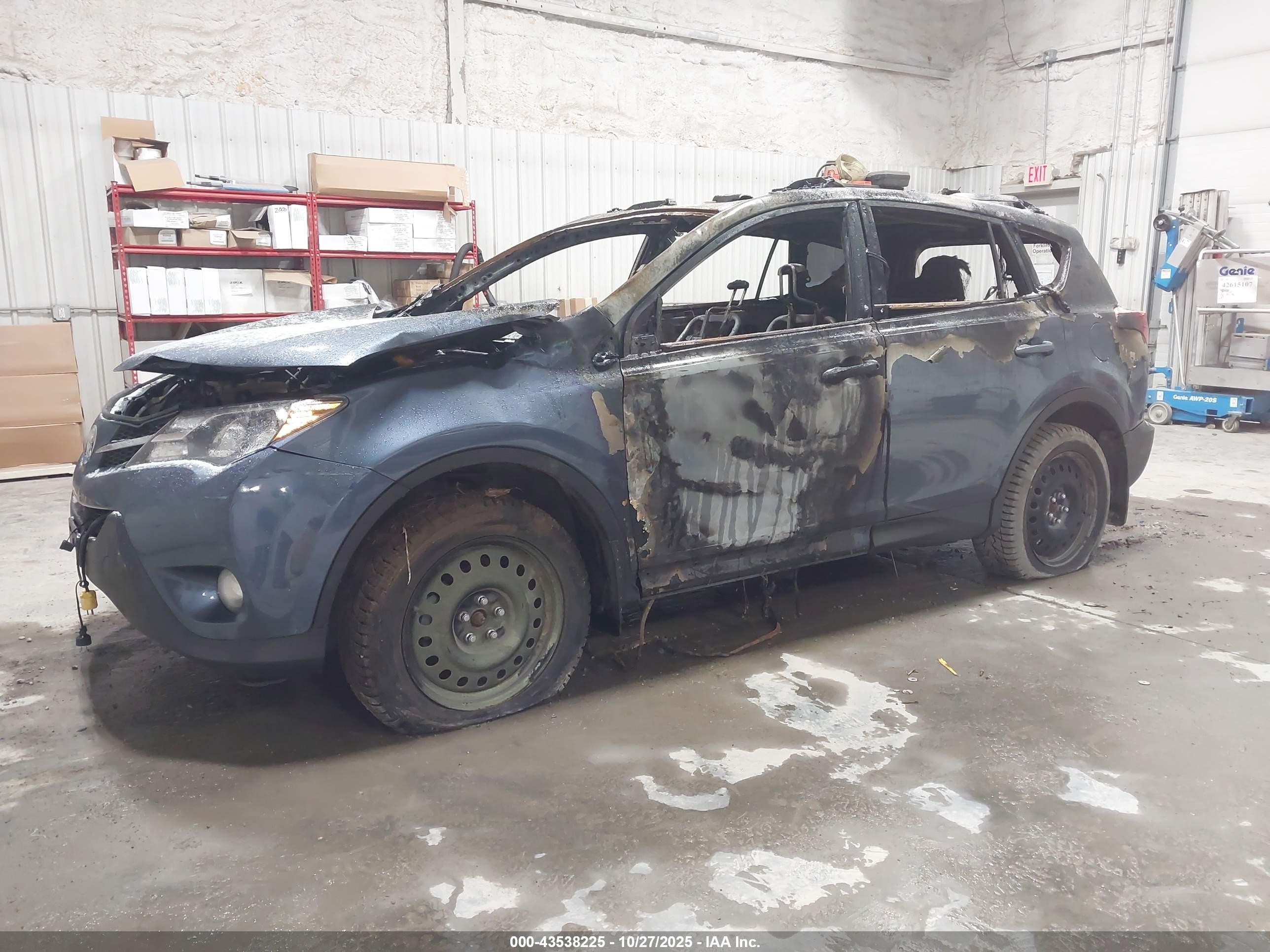2014 Toyota Rav4 Limited Blue vin: JTMDFREVXED051093