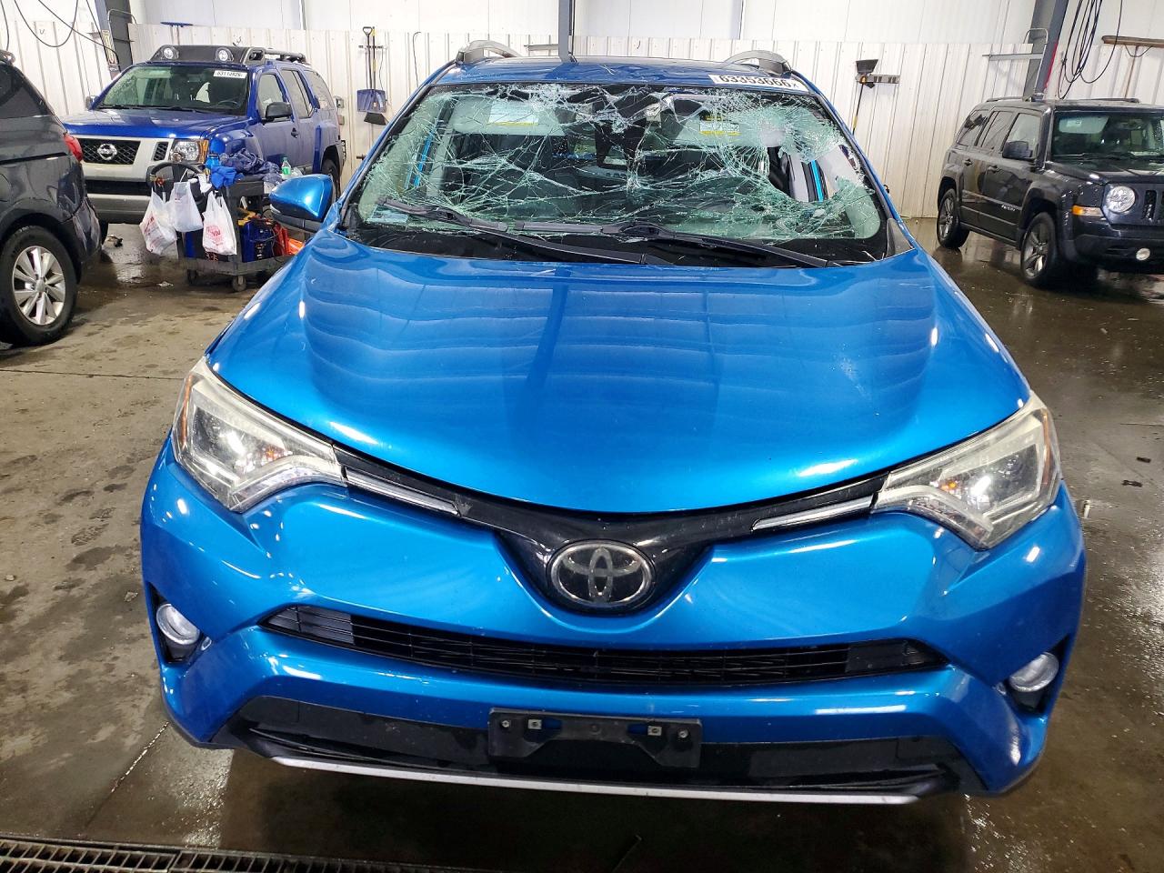 2018 Toyota Rav4 Limited Blue vin: JTMDFREVXJJ216880
