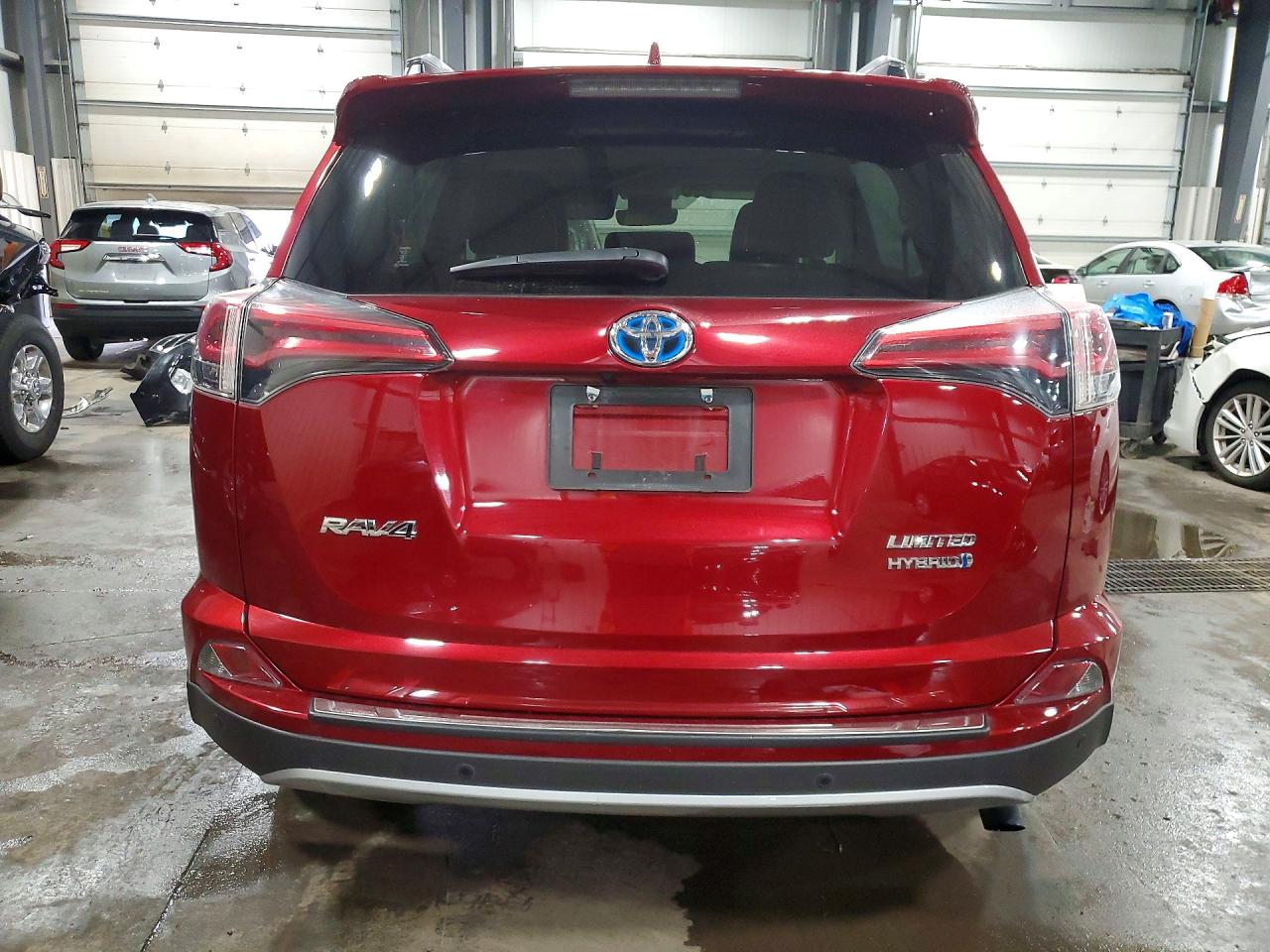 2018 Toyota Rav4 Hv Limited Burgundy vin: JTMDJREV2JD172127
