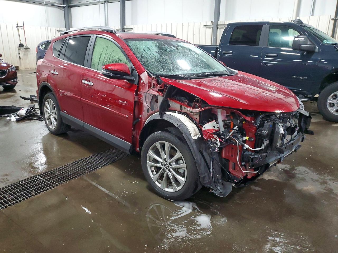 2018 Toyota Rav4 Hv Limited Burgundy vin: JTMDJREV2JD172127