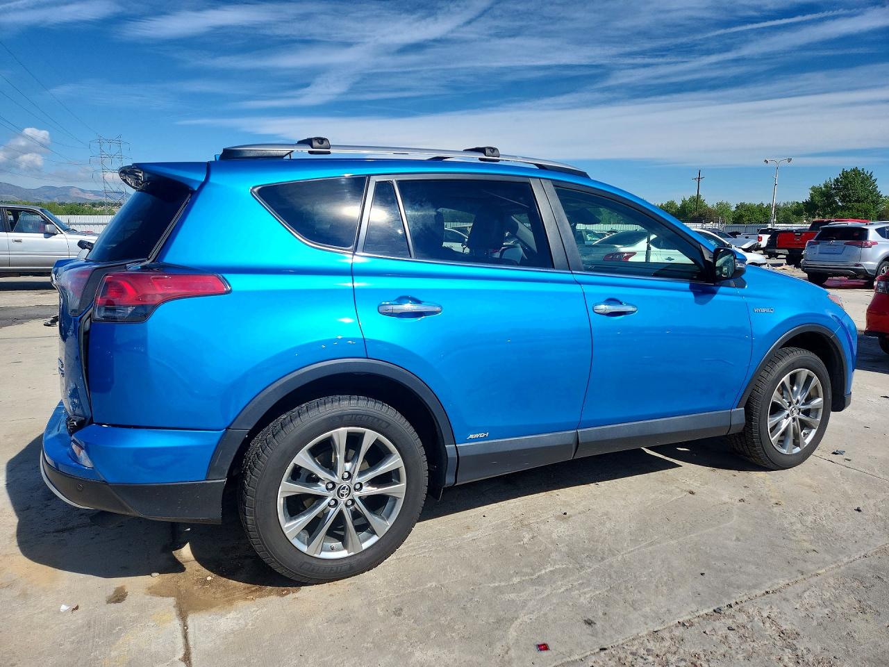 2017 Toyota Rav4 Hv Limited Blue vin: JTMDJREV3HD148199