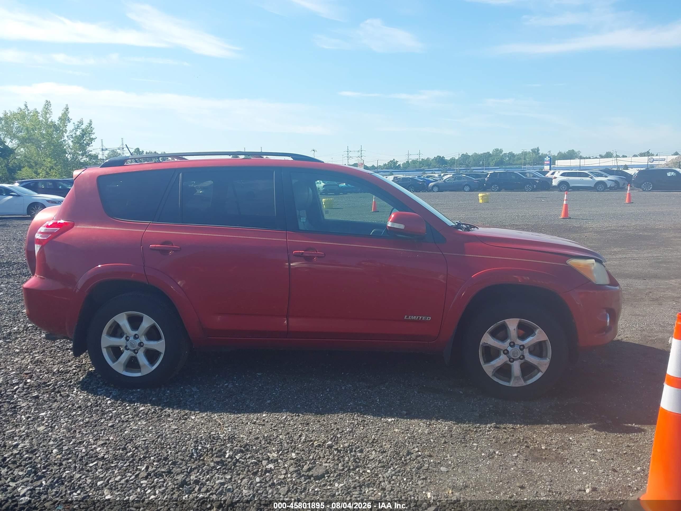 2010 Toyota Rav4 Limited V6 Red vin: JTMDK4DV0AD013253