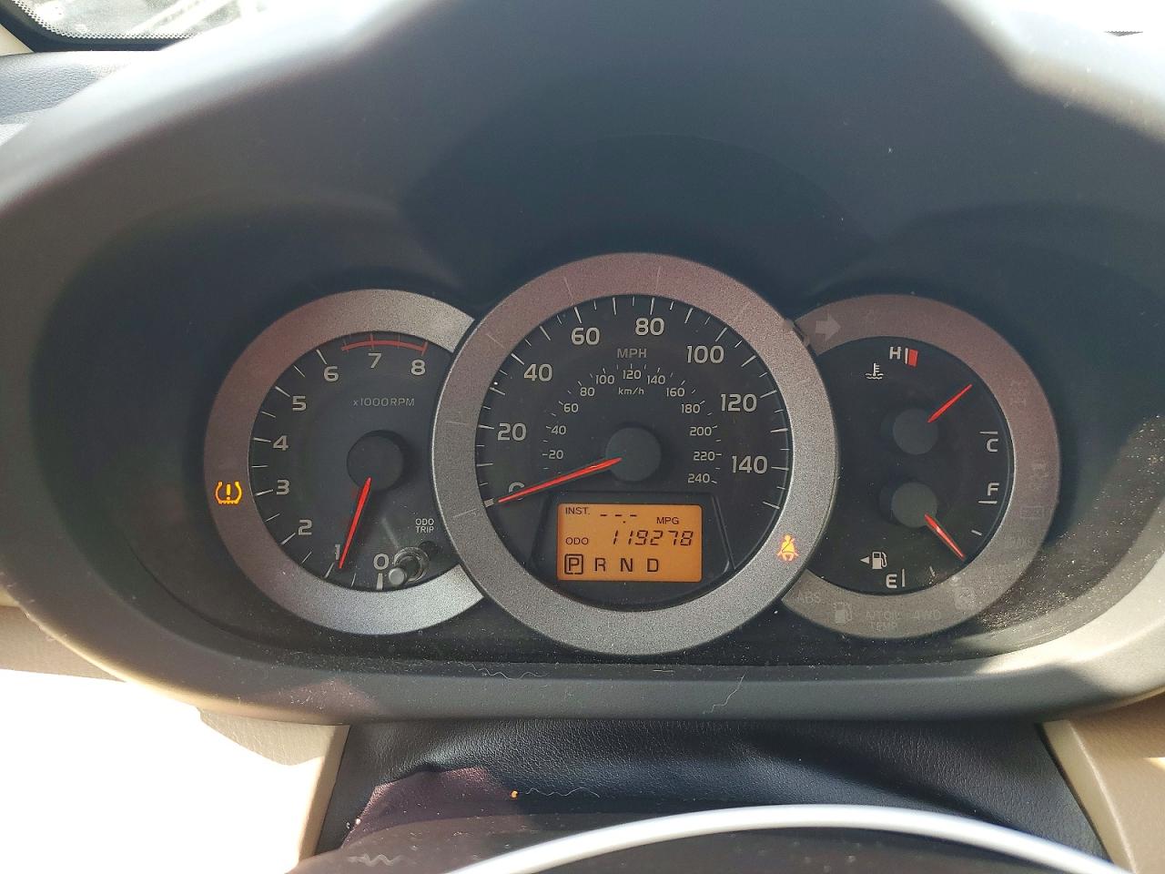 2010 Toyota Rav4 Limited Red vin: JTMDK4DV0AD016721
