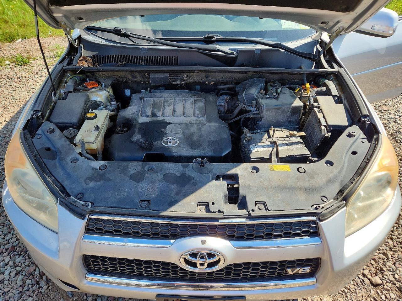 2010 Toyota Rav4 Limited Silver vin: JTMDK4DV1AD016761