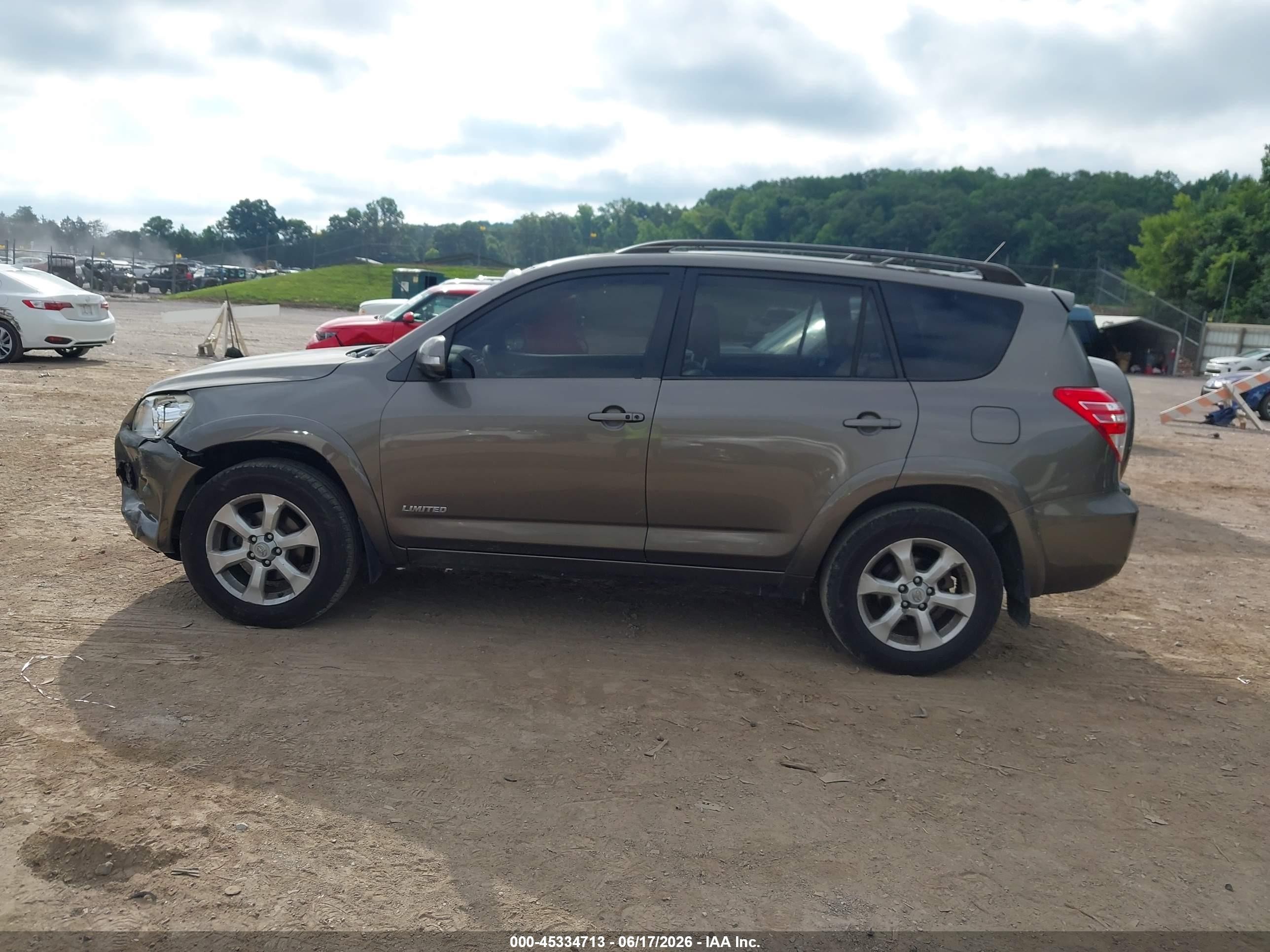 2010 Toyota Rav4 Limited V6 Gray vin: JTMDK4DV2AD013934