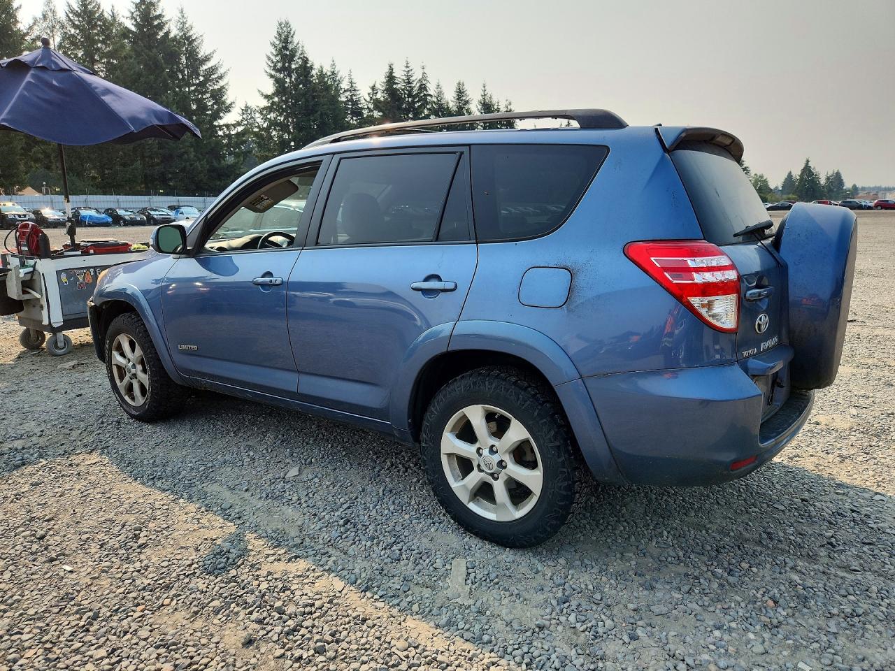 2010 Toyota Rav4 Limited Blue vin: JTMDK4DV4A5085874