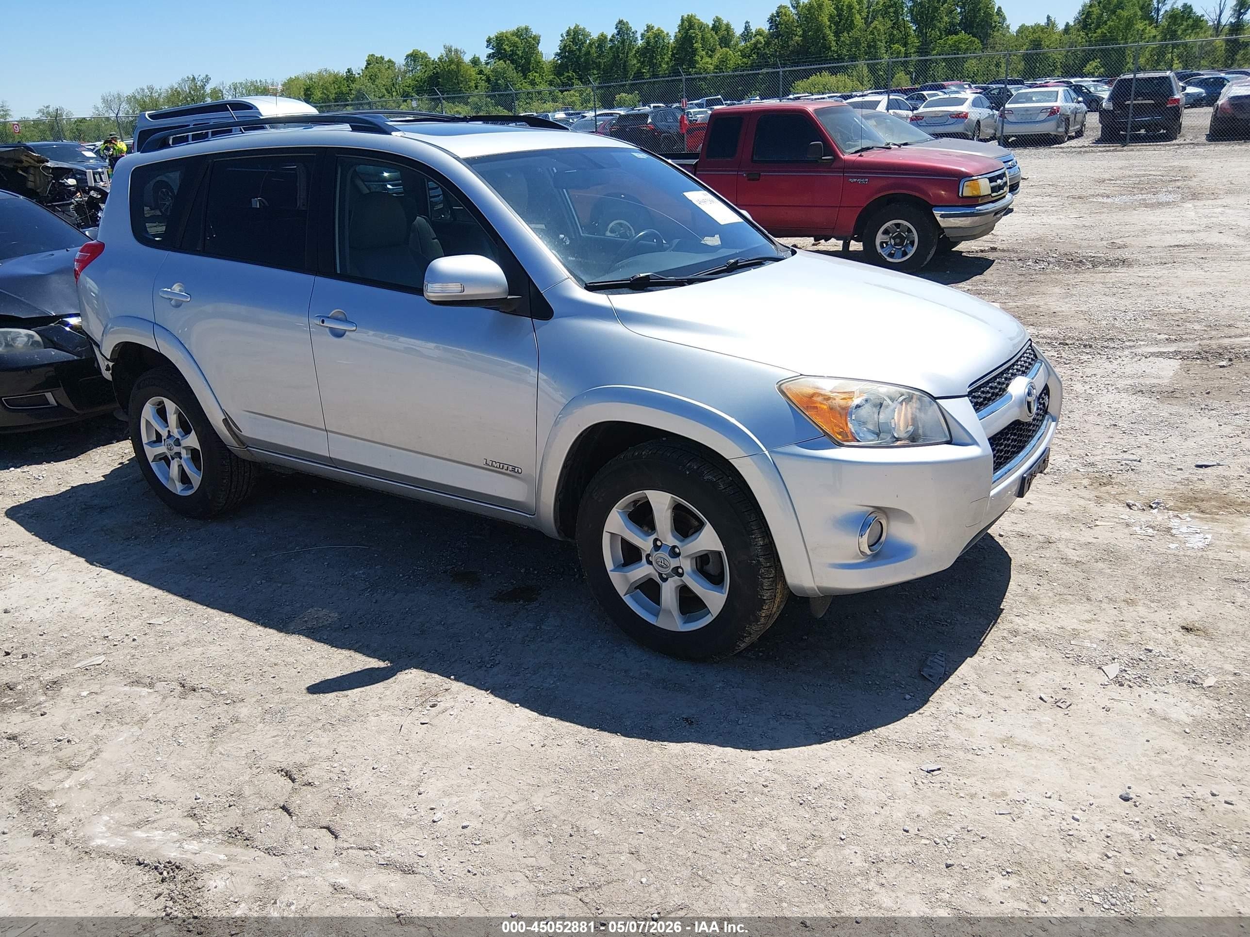 2010 Toyota Rav4 Limited V6 Серый vin: JTMDK4DV6AD014617