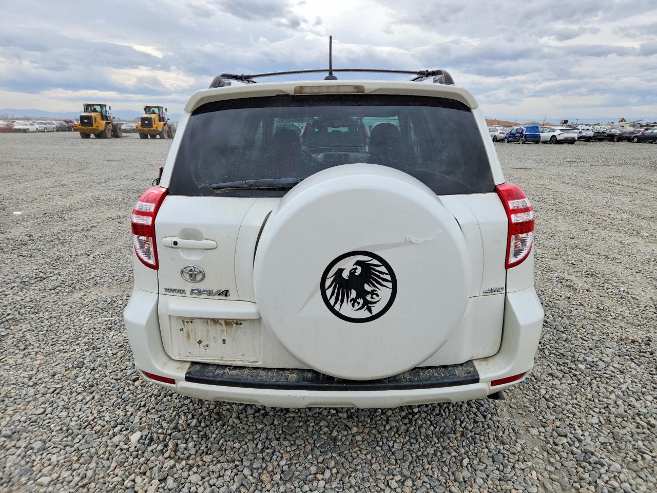 2010 Toyota Rav4 Limited White vin: JTMDK4DV8A5087000