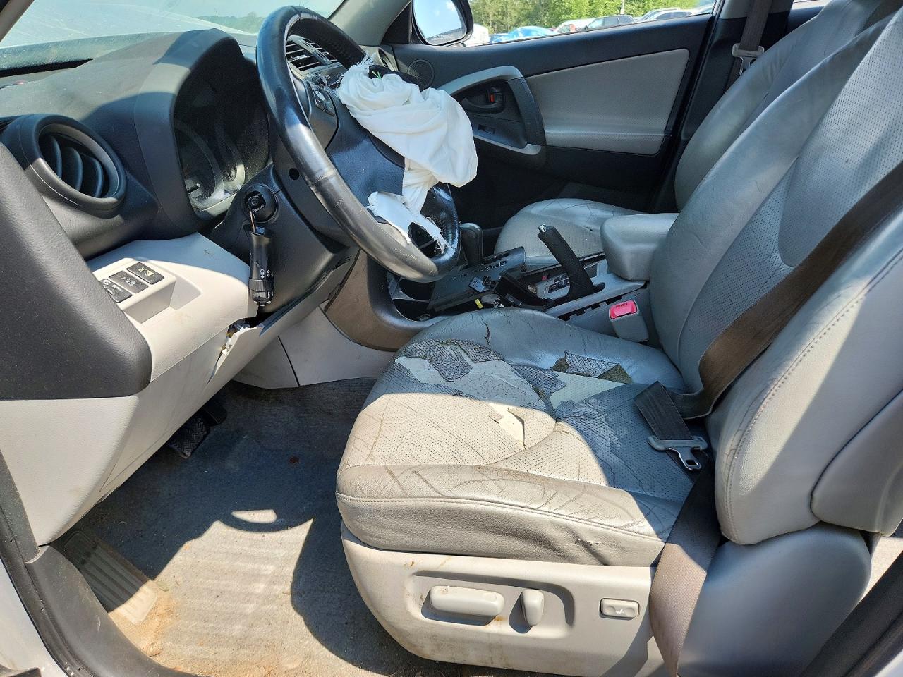 2010 Toyota Rav4 Limited Серебряный vin: JTMDK4DV8AD015249