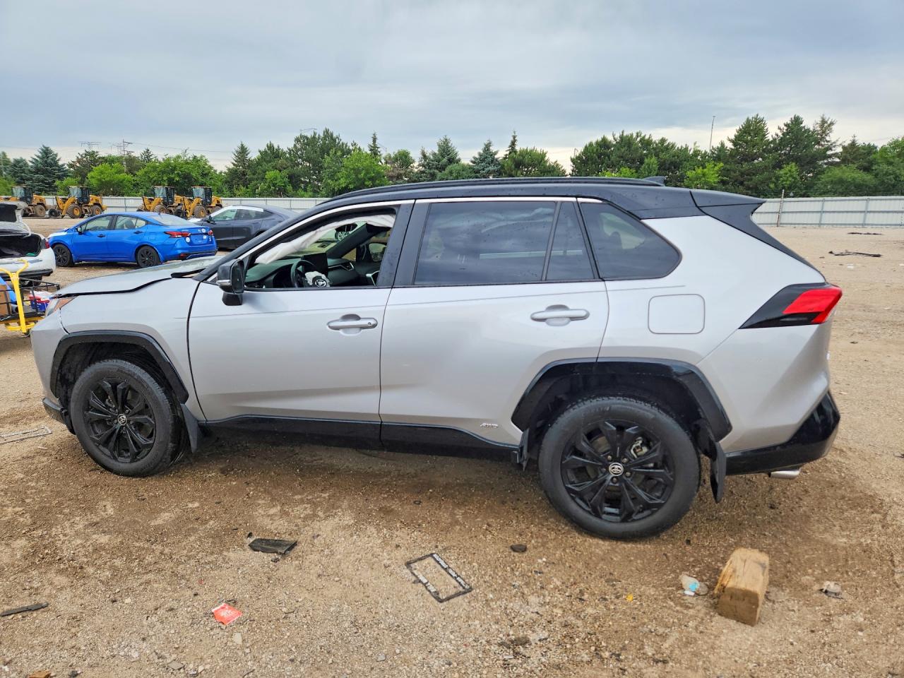 2023 Toyota Rav4 Xse Silver vin: JTME6RFVXPJ037721