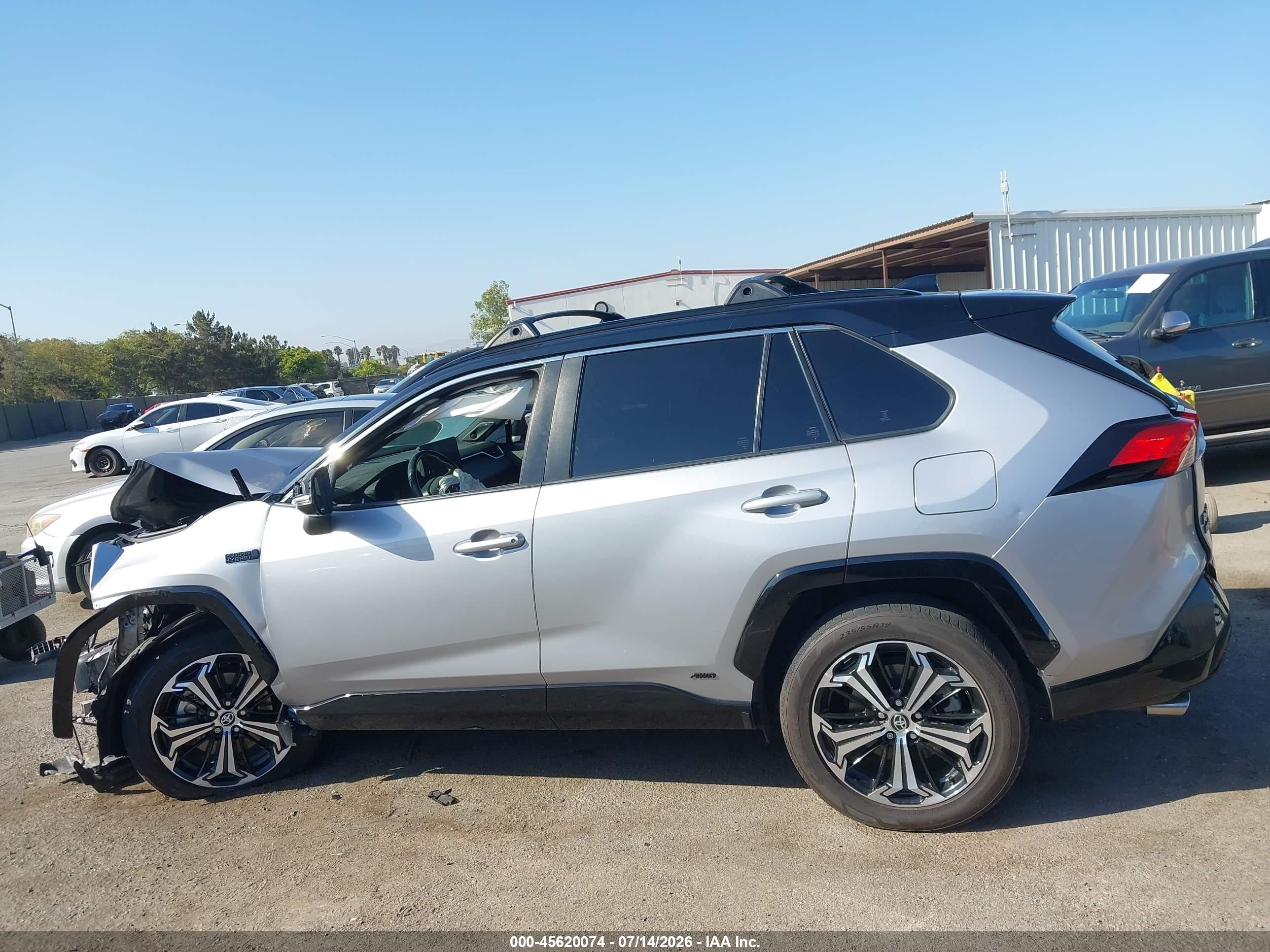 2024 Toyota Rav4 Prime Xse Silver vin: JTMEB3FV4RD166421