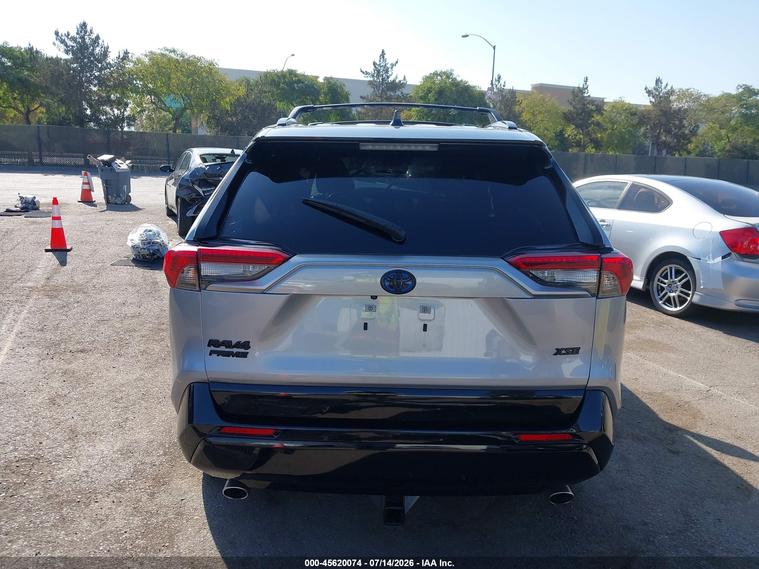 2024 Toyota Rav4 Prime Xse Silver vin: JTMEB3FV4RD166421