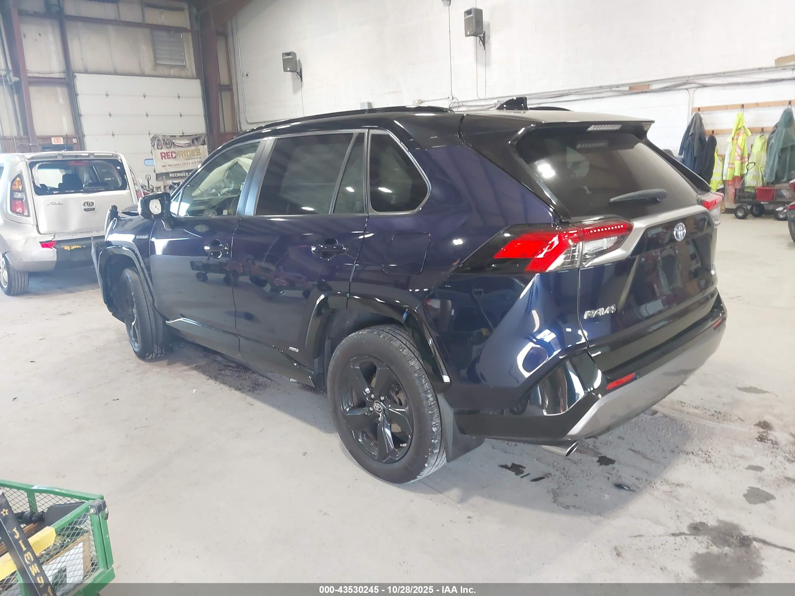 2019 Toyota Rav4 Hybrid Xse Blue vin: JTMEWRFV1KJ013364