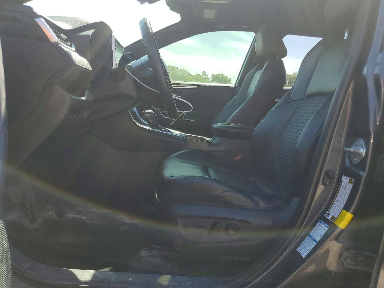 2019 Toyota Rav4 Xse Gray vin: JTMEWRFV5KJ010581