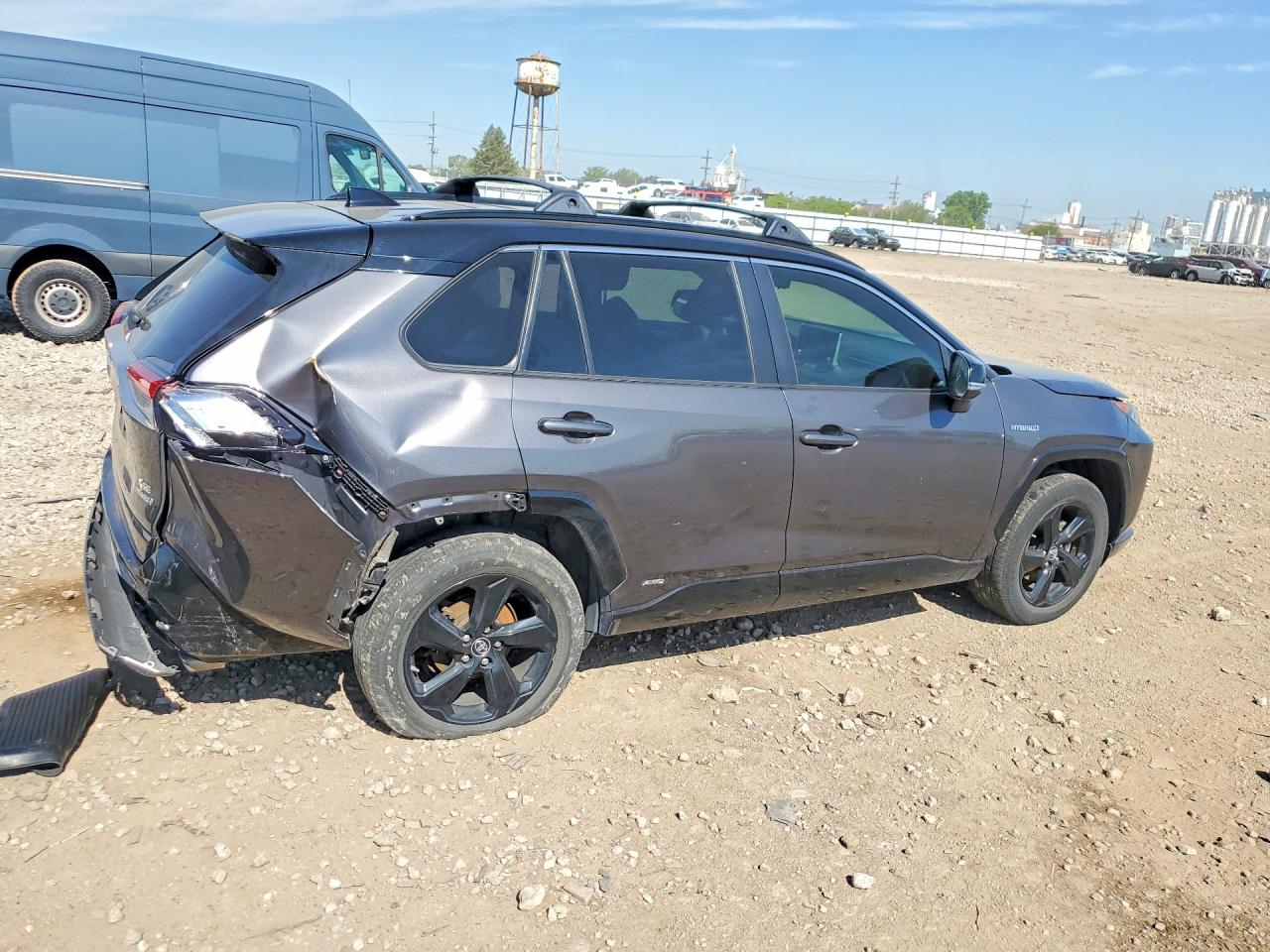 2019 Toyota Rav4 Xse Gray vin: JTMEWRFV5KJ010581