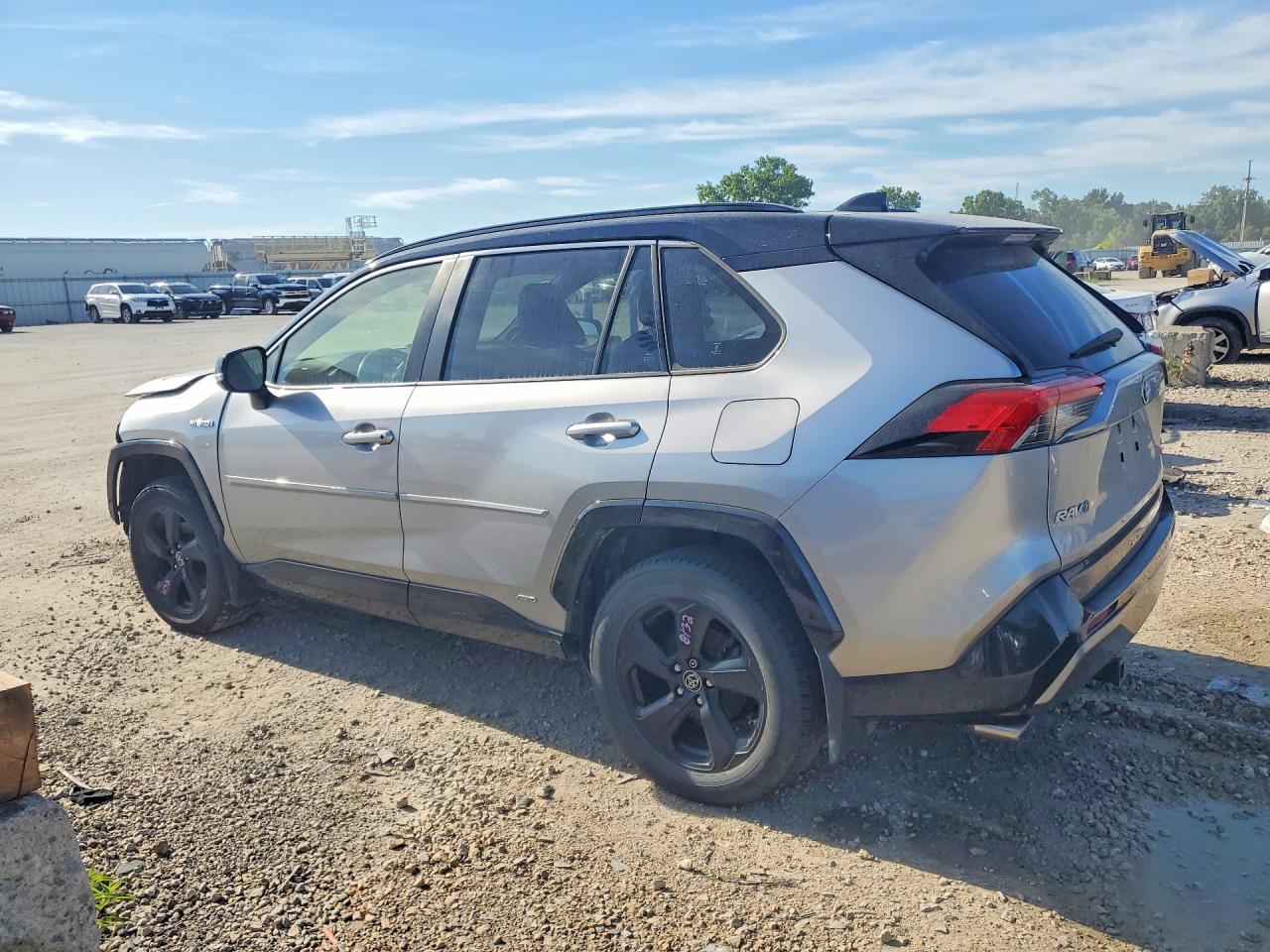 2019 Toyota Rav4 Xse Silver vin: JTMEWRFV6KJ010122