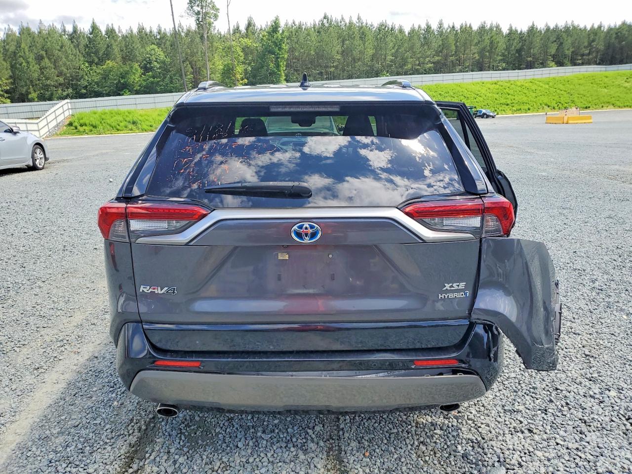 2019 Toyota Rav4 Xse Gray vin: JTMEWRFVXKJ005750