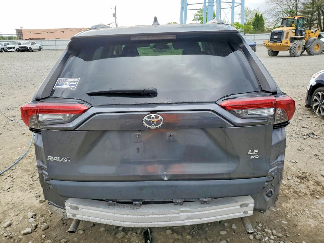 2020 Toyota Rav4 Le Gray vin: JTMF1RFV2LD067758